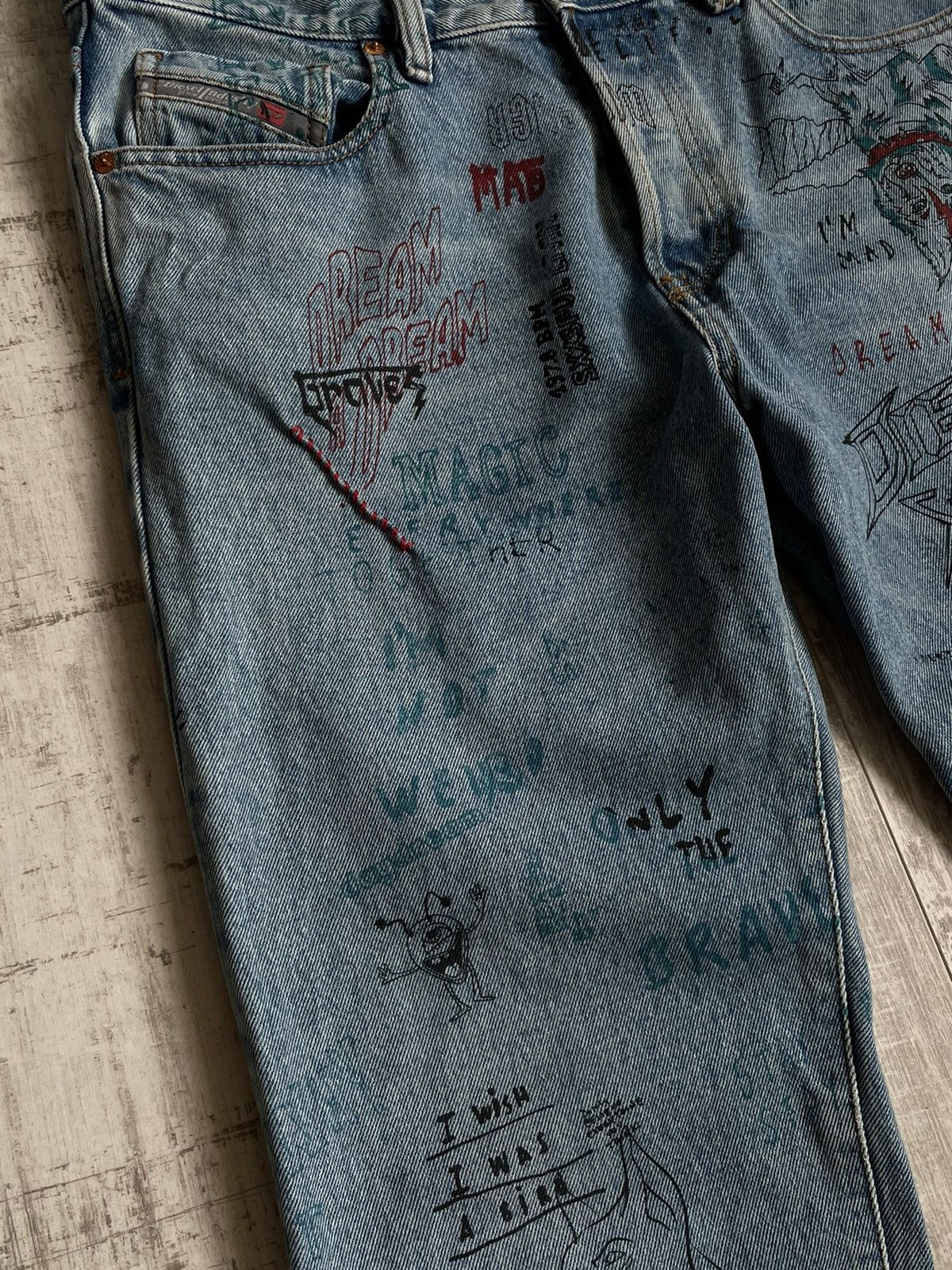 Diesel Diesel Mharky Denim Jeans Y2K Art Printed RARE Size US 32 / EU 48 - 6 Thumbnail