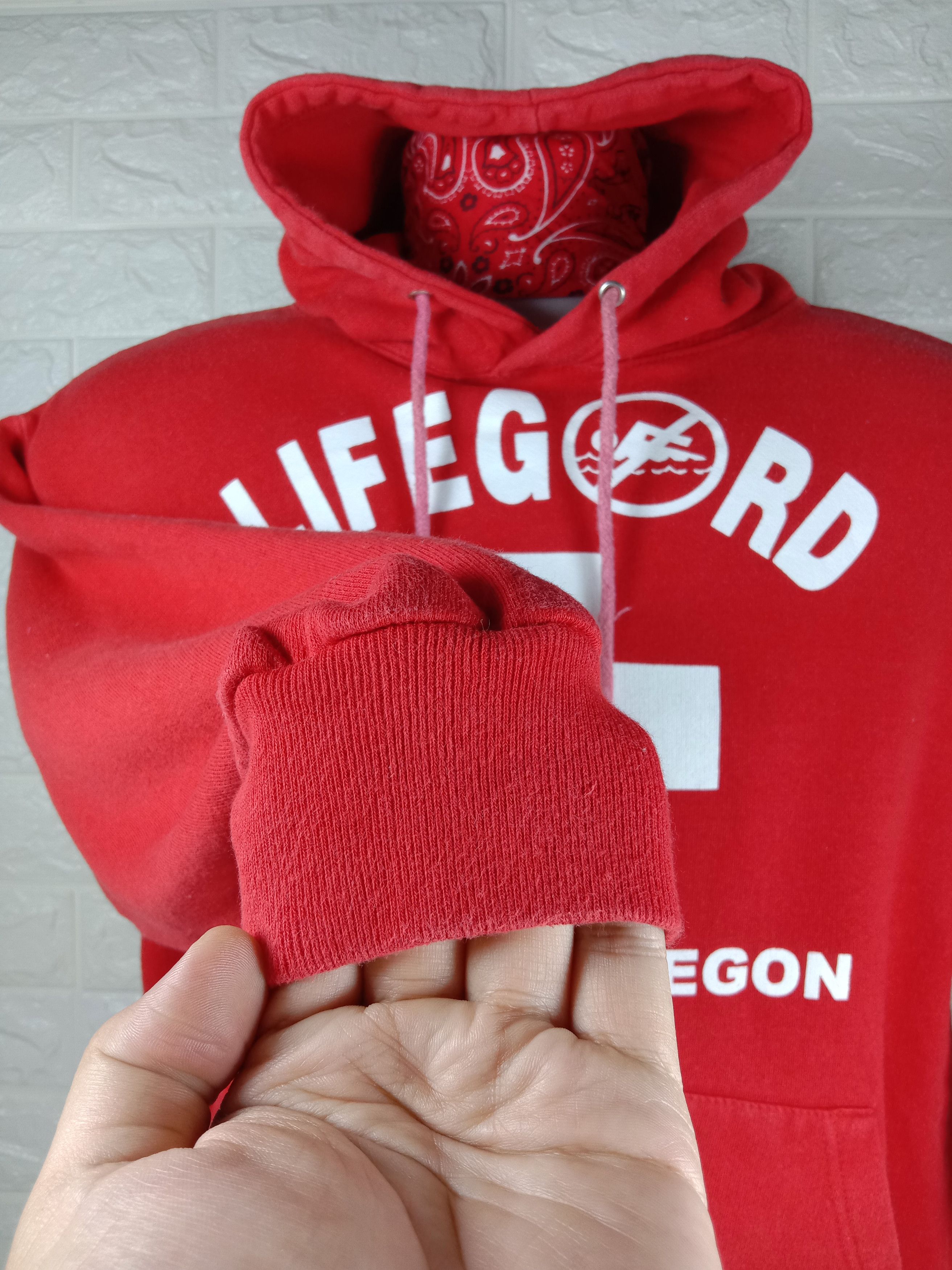 Vintage Vintage Lifeguard Seaside Oregon Hoodie Sweatshirt Size US S / EU 44-46 / 1 - 5 Thumbnail