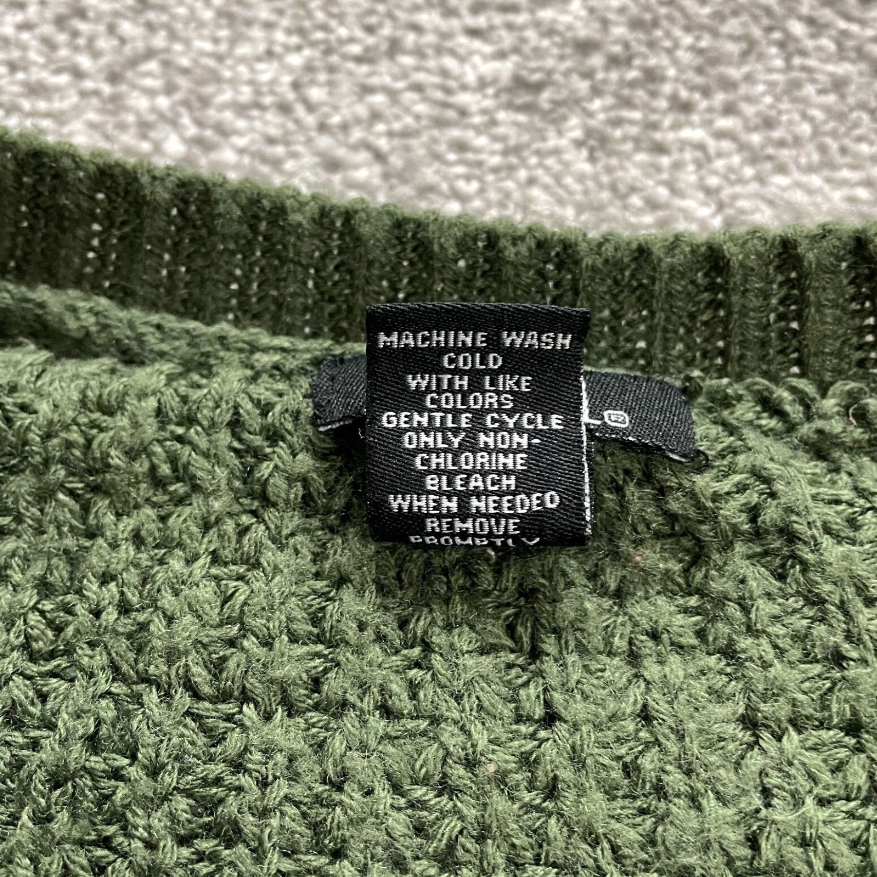 Vintage Rue 21 Acrylic Pullover Sweater Womens Small Moss Green Chunky Knit Round Neck Pullover Knit Solid Green Women's Sweater Size S Regular (Fall, Winter) Size S / US 4 / IT 40 - 4 Thumbnail