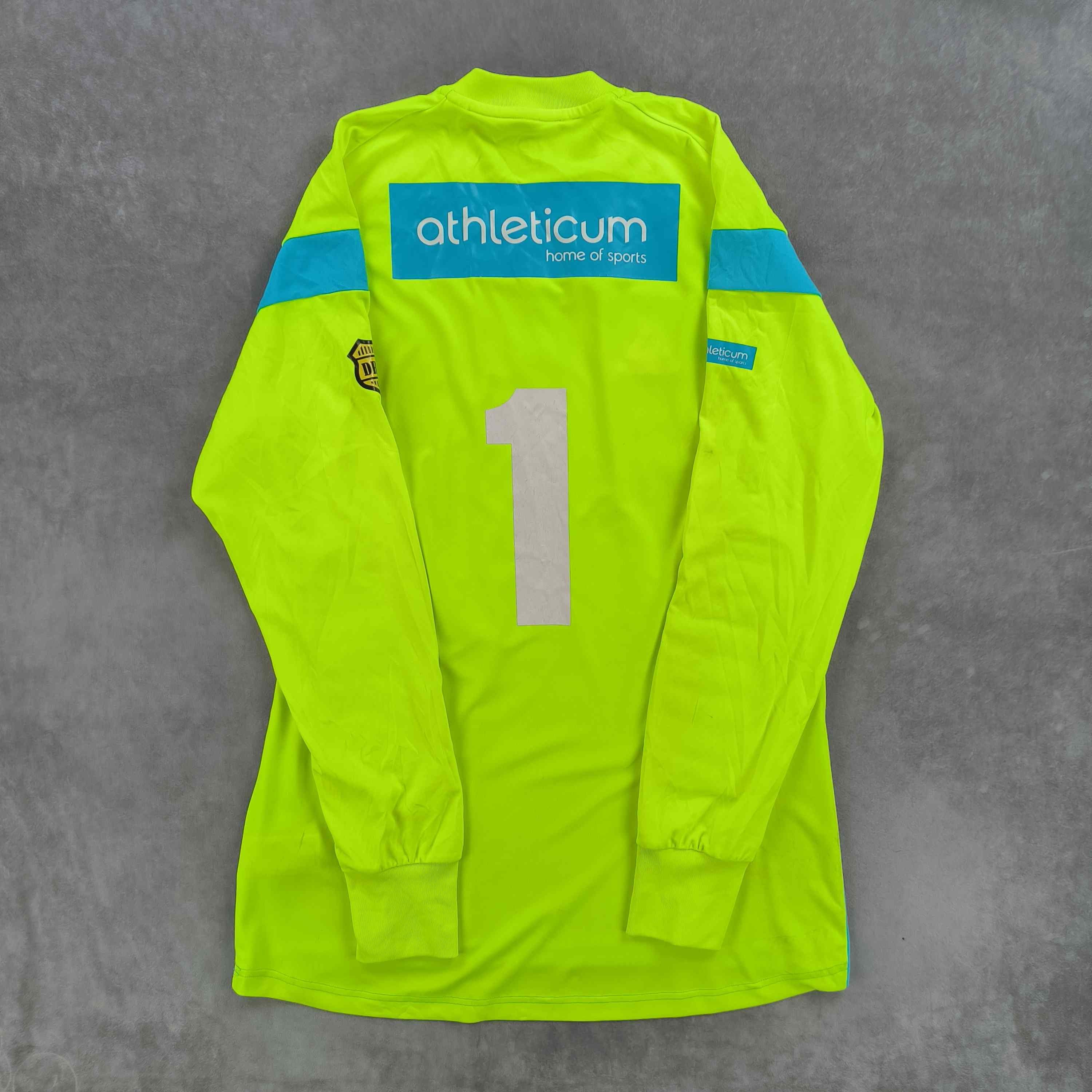 Adidas Luzern 2014-15 Adidas goalkeeper football jersey size S Size US S / EU 44-46 / 1 - 2 Thumbnail