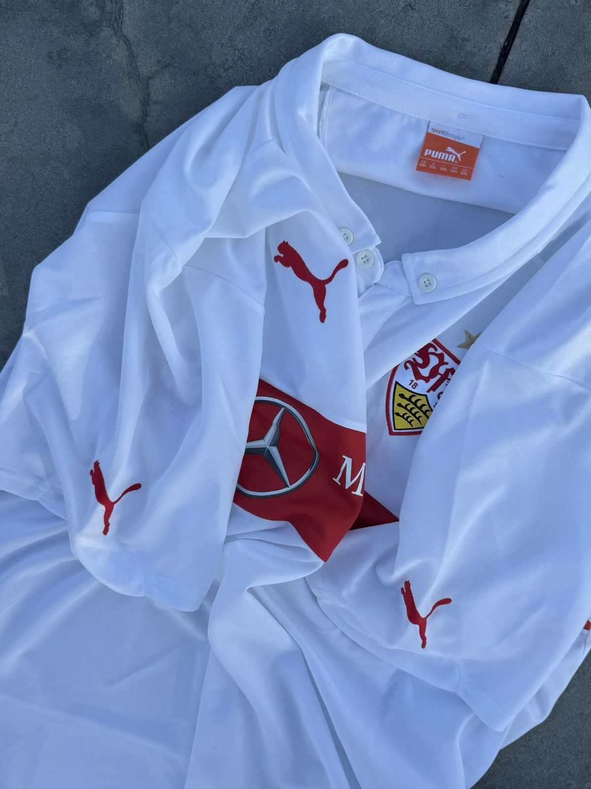 Puma 2014/15 VfB Stuttgart Puma Home Soccer Y2K Football Jersey Size US XL / EU 56 / 4 - 6 Thumbnail