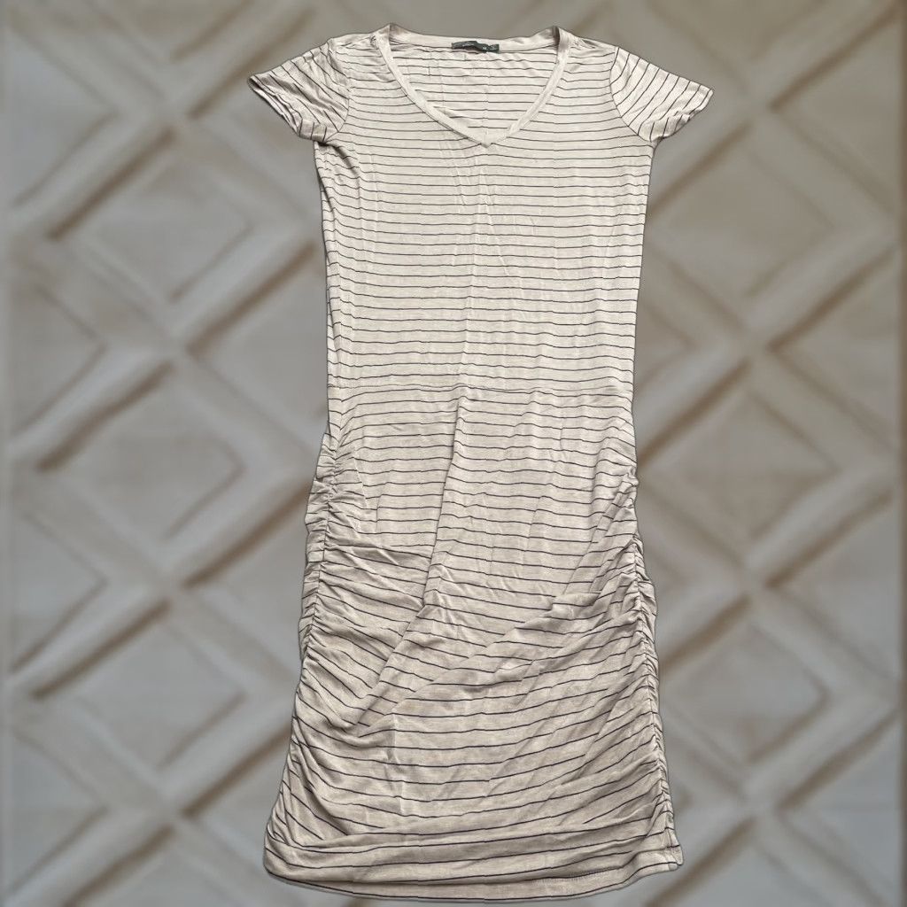 Prana VINTAGE Prana Bodycon Midi Dress Womens Medium Short Sleeve Striped Beige Stretch Casual Size M / US 6-8 / IT 42-44 - 1 Thumbnail