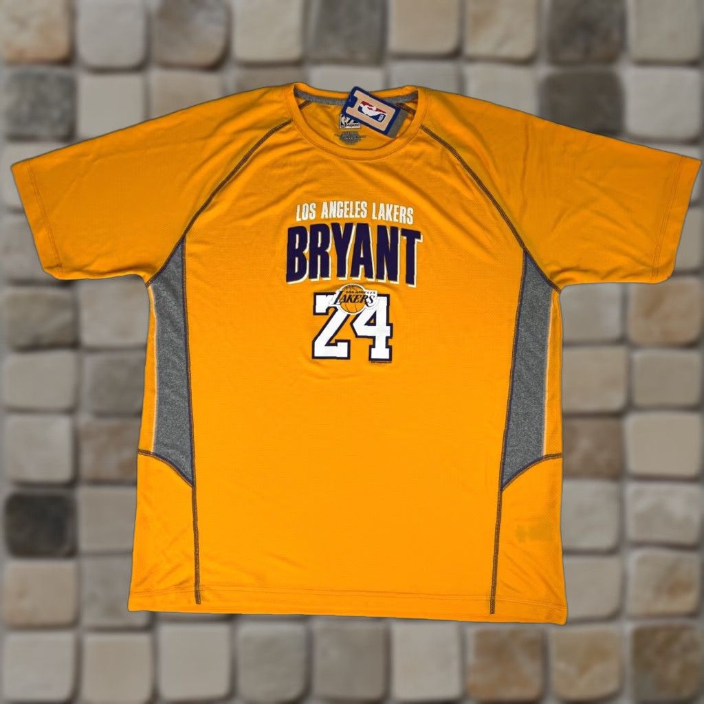 NBA Majestic Kobe Bryant Los Angeles Lakers #24 T-Shirt XL Yellow, Men's Sports Shirt, Crew Neck, Short Sleeve, Breathable Size XL, NWT, 2013, Vintage? Size US XL / EU 56 / 4 - 1 Thumbnail