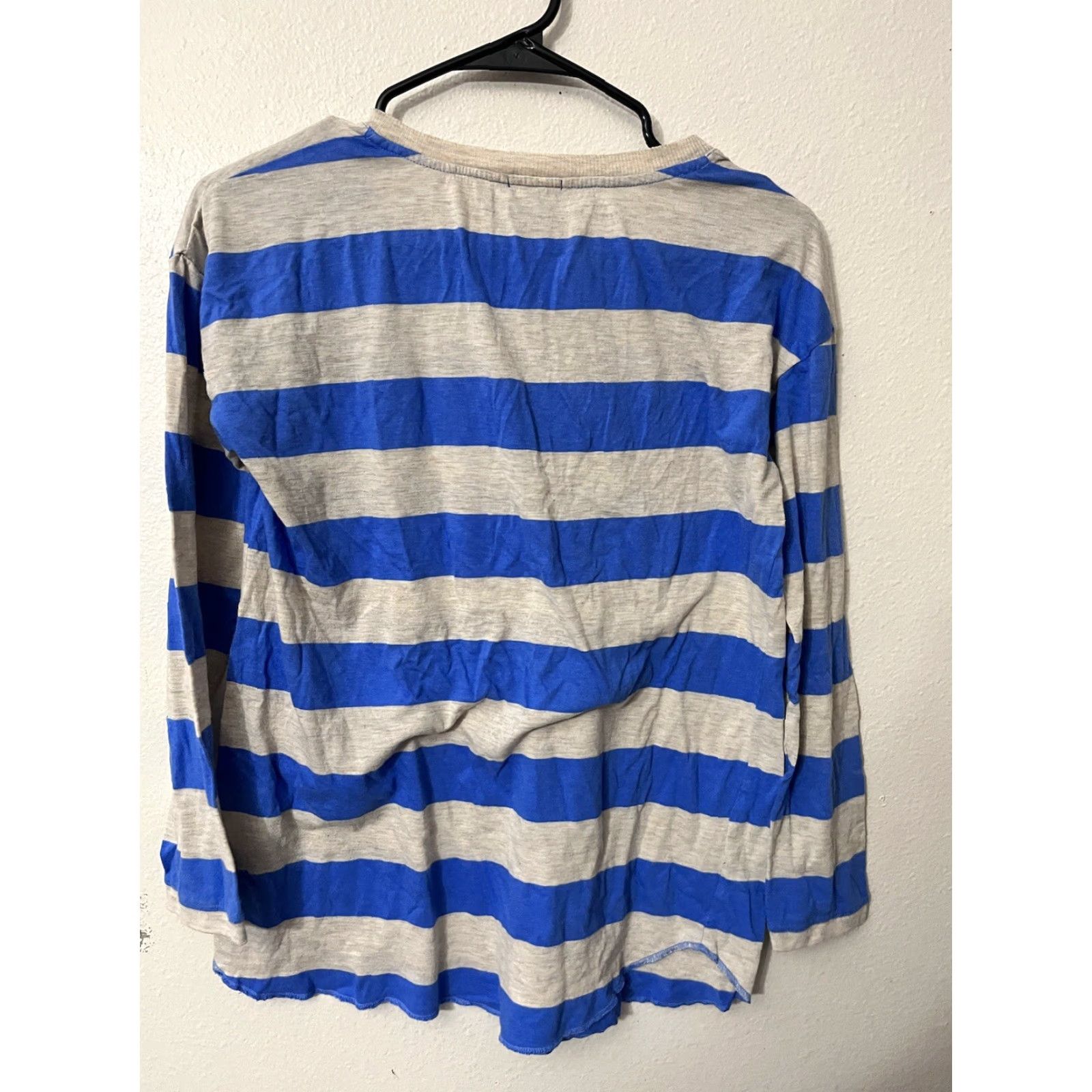Vintage VINTAGE C&C CALIFORNIA Knit Top Shirt Henley 3/4 Sleeve Gray Blue Striped S Womens SKU: C&C Size S / US 4 / IT 40 - 2 Thumbnail