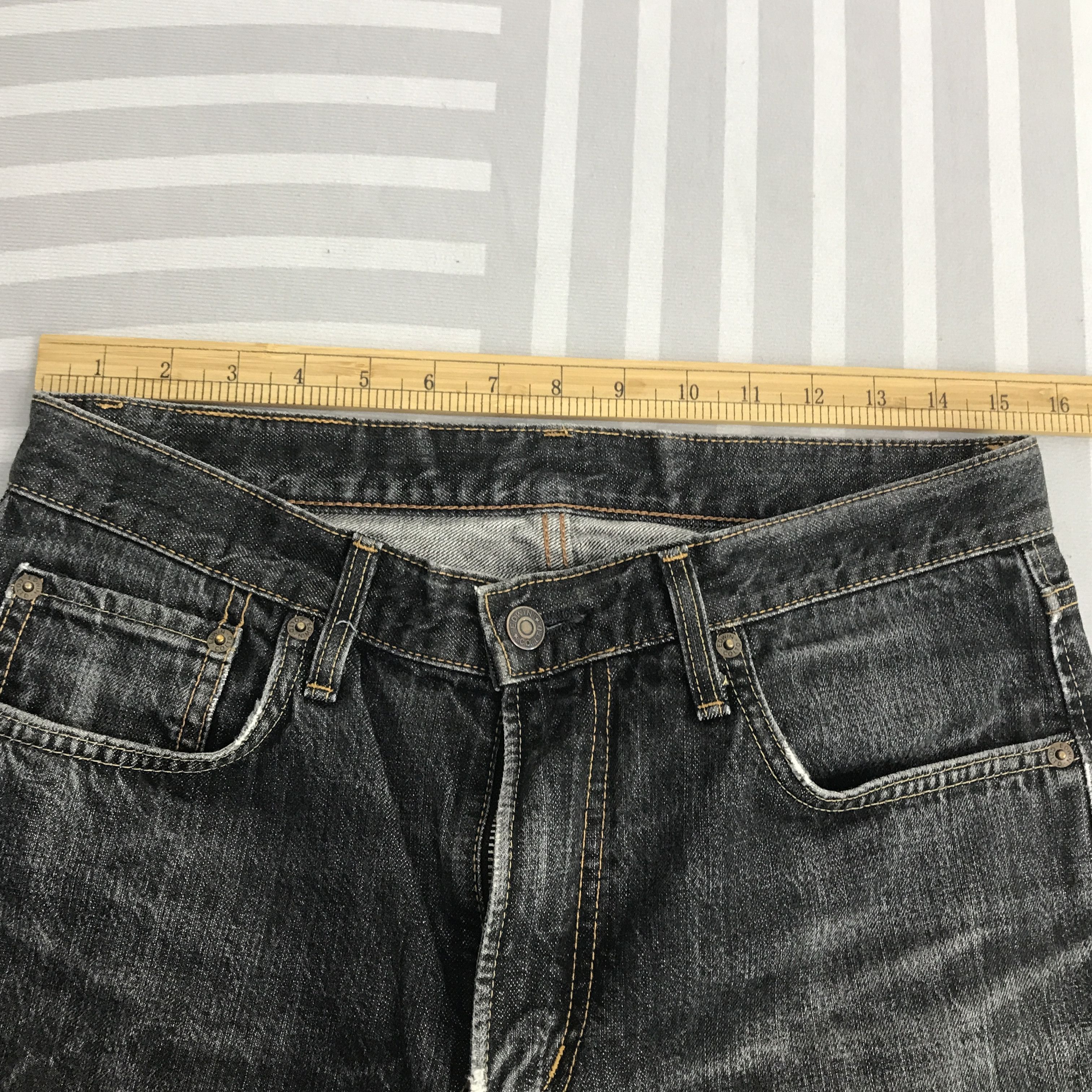 Edwin × Japanese Brand × Vintage Vintage Edwin Black faded distressed Denim jeans Size US 31 - 8 Thumbnail