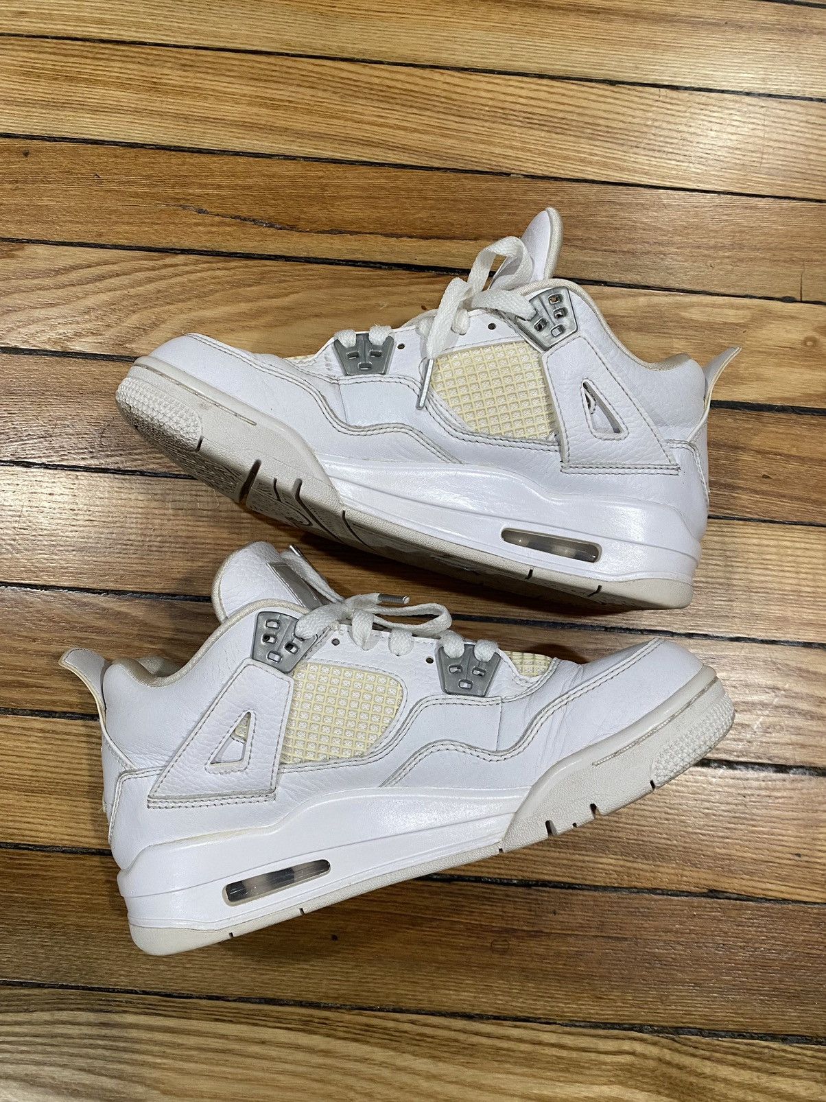 Jordan Brand × Nike × Vintage “Pure money” Jordan retro 4 6Y Size US 6 / EU 39 - 9 Thumbnail