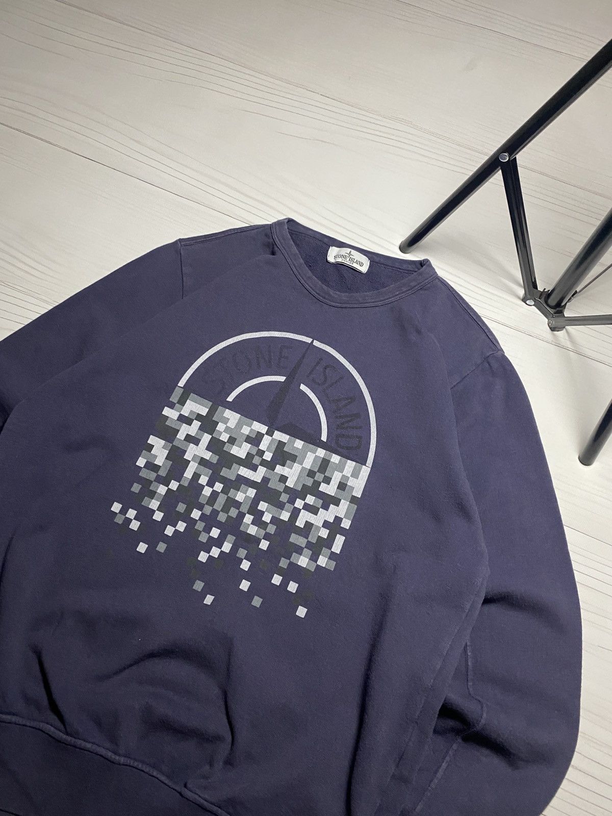 Stone Island Stone Island Junior Pixelated Compass Logo y2k sweatshirt Size US XS / EU 42 / 0 - 9 Thumbnail
