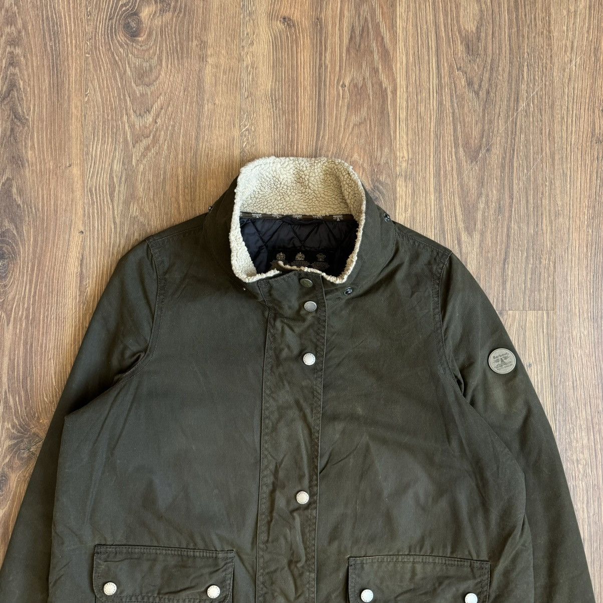 Barbour Barbour Crevasse Wax Jacket Women’s UK12/US8 Green Size M / US 6-8 / IT 42-44 - 2 Thumbnail