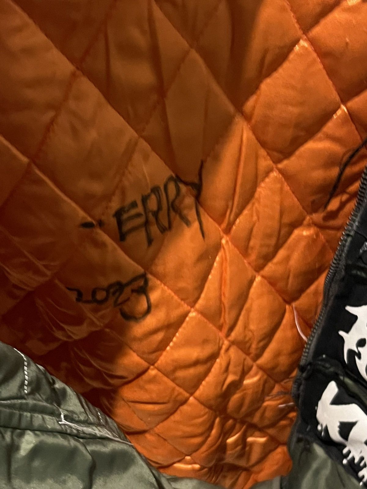 Kim Krueger Burberry 1/13 friends and family bomber jacket signed Size US M / EU 48-50 / 2 - 2 Thumbnail
