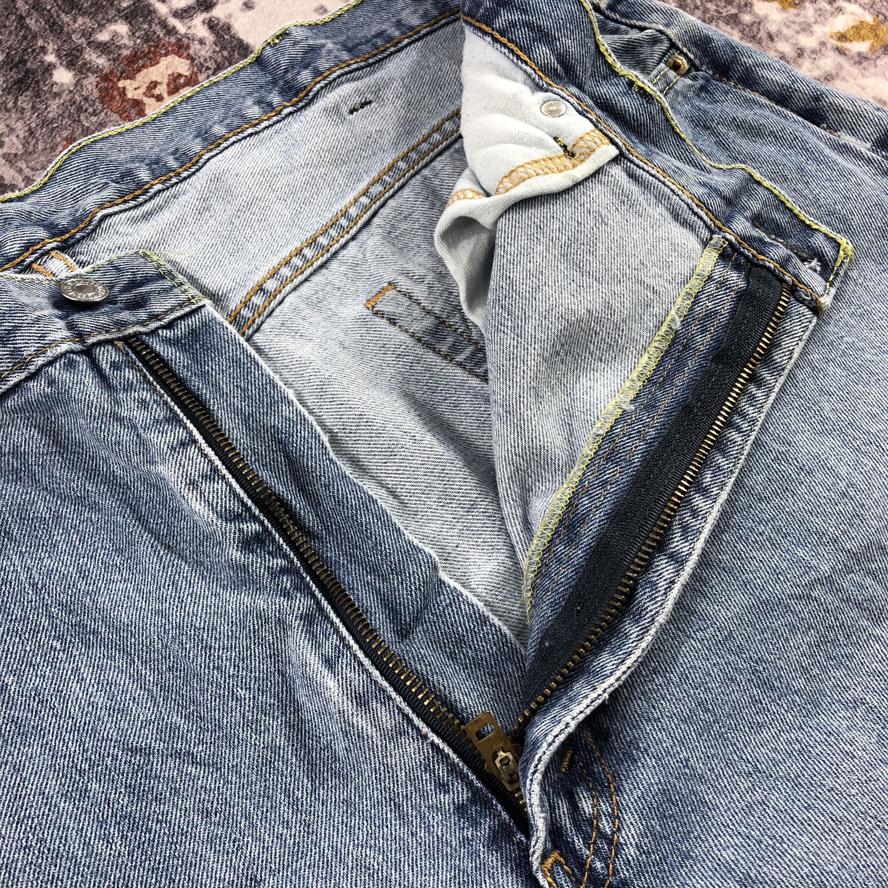 Levi's × Vintage Vintage Blue Wash Levis 550 Jeans-JM2969 Size US 43 - 8 Thumbnail