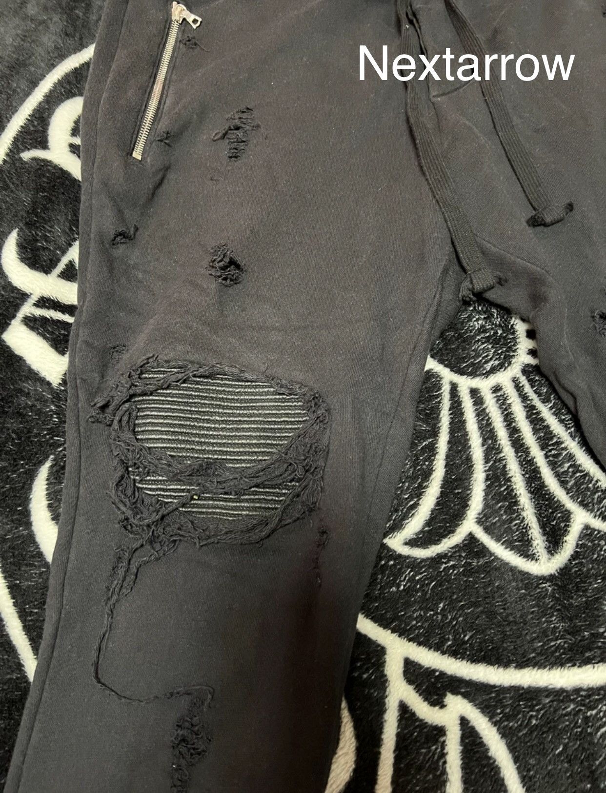 Amiri Amiri erosion destroys sports pants 2412-Nextarrow Size US 36 / EU 52 - 2 Thumbnail