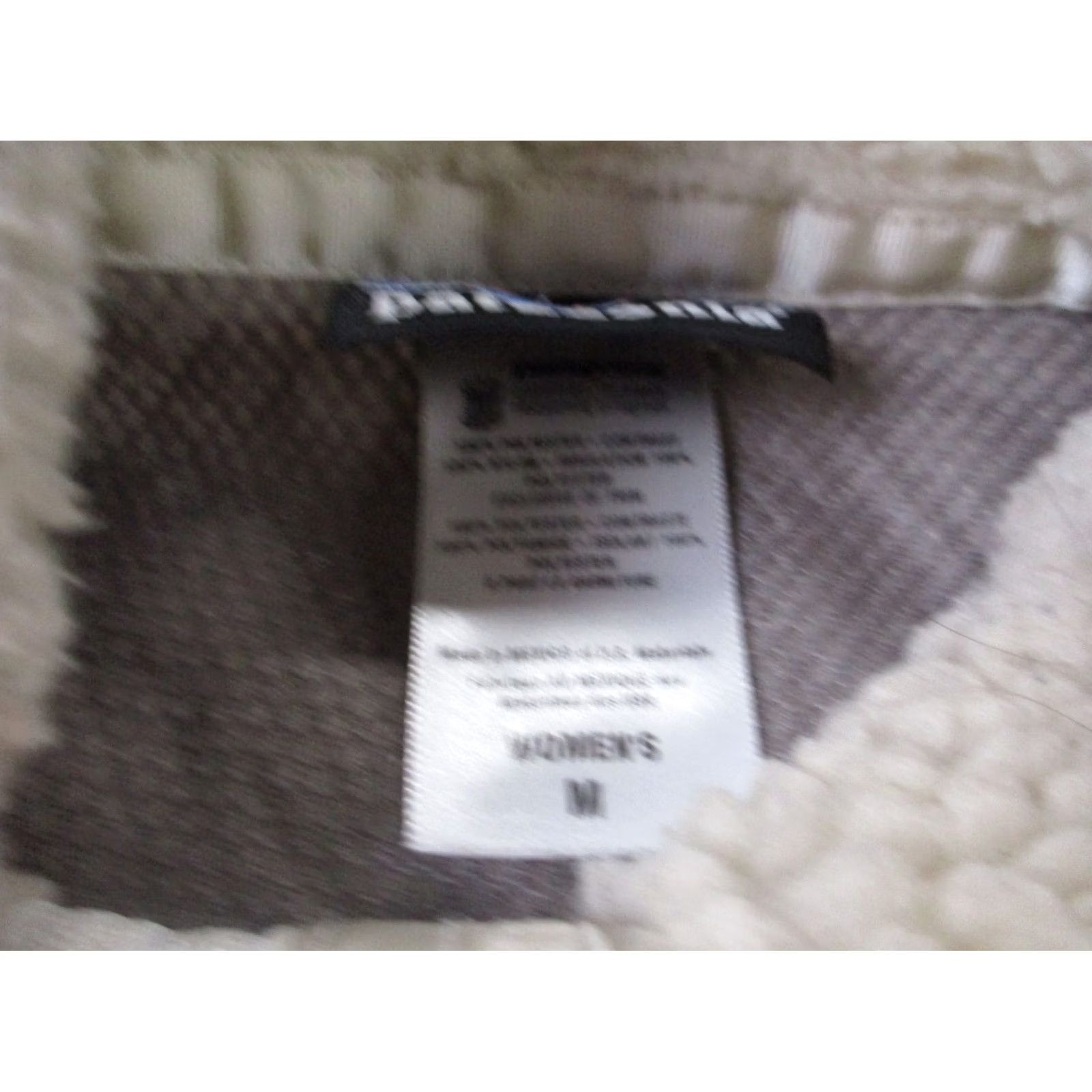 Patagonia Patagonia Jacket Womens M Beige Fleece Windbreaker Zip Full Zip Pockets Thermal Lightweight Regular 23071 Womens Size M / US 6-8 / IT 42-44 - 7 Thumbnail