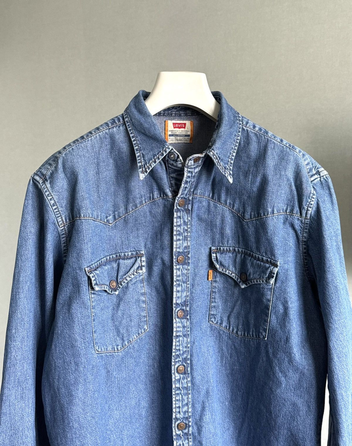 Levi's Vintage Levis denim shirt Size US L / EU 52-54 / 3 - 2 Thumbnail