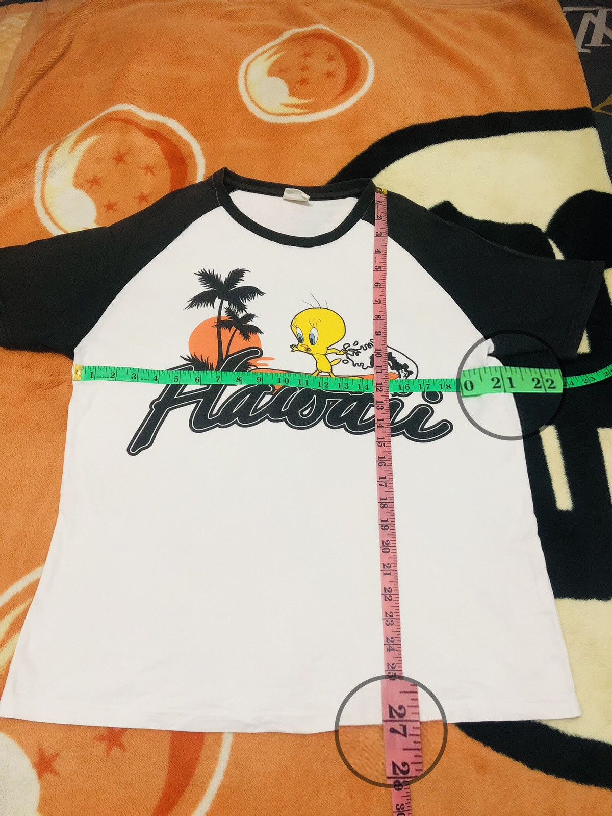 Other ‼️ RARE ‼️Looney Tunes X Hawaii surfing Tweety Size US L / EU 52-54 / 3 - 7 Thumbnail