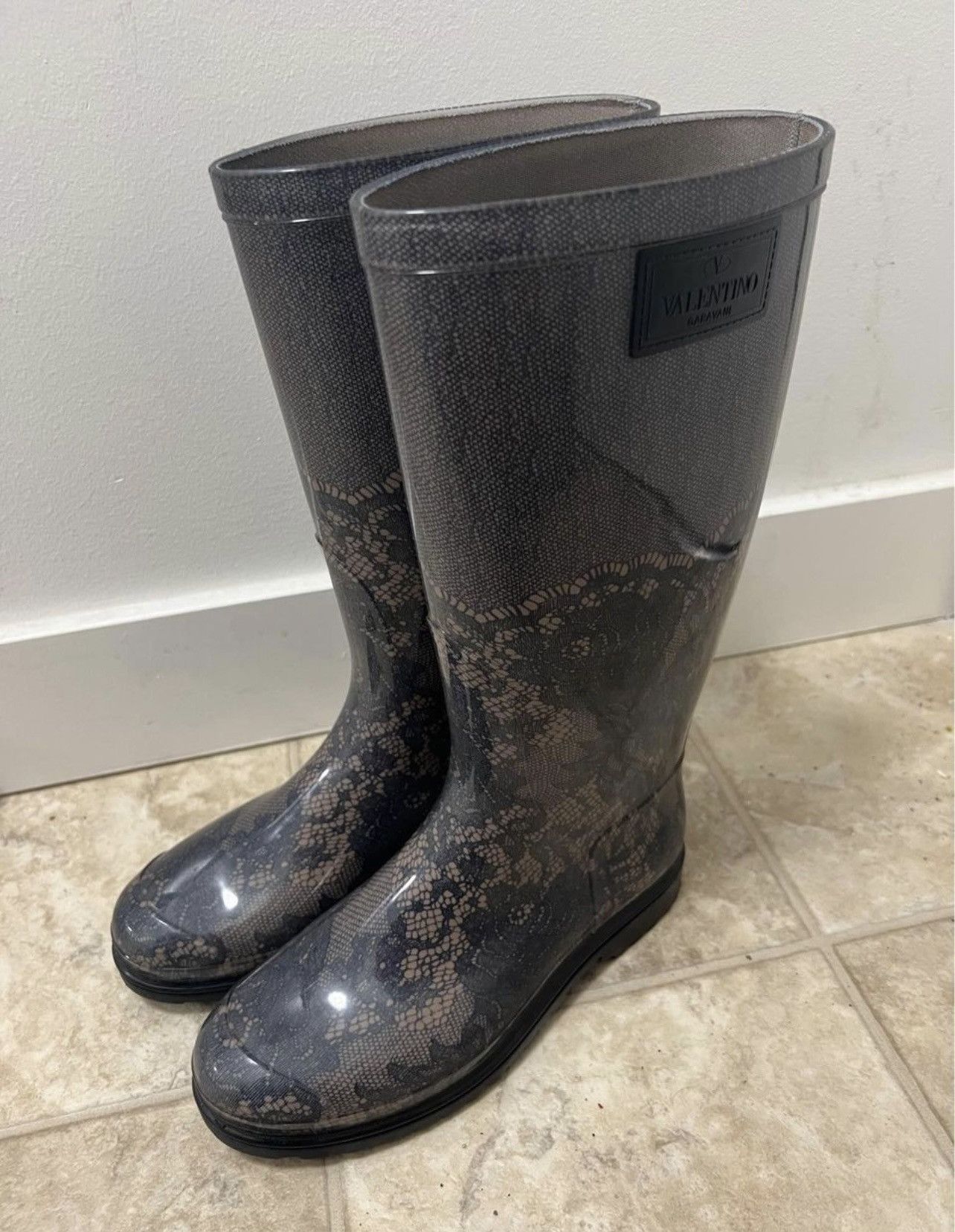 Valentino VALENTINO RUBBER BOOTS Size US 7 / IT 37 - 1 Thumbnail