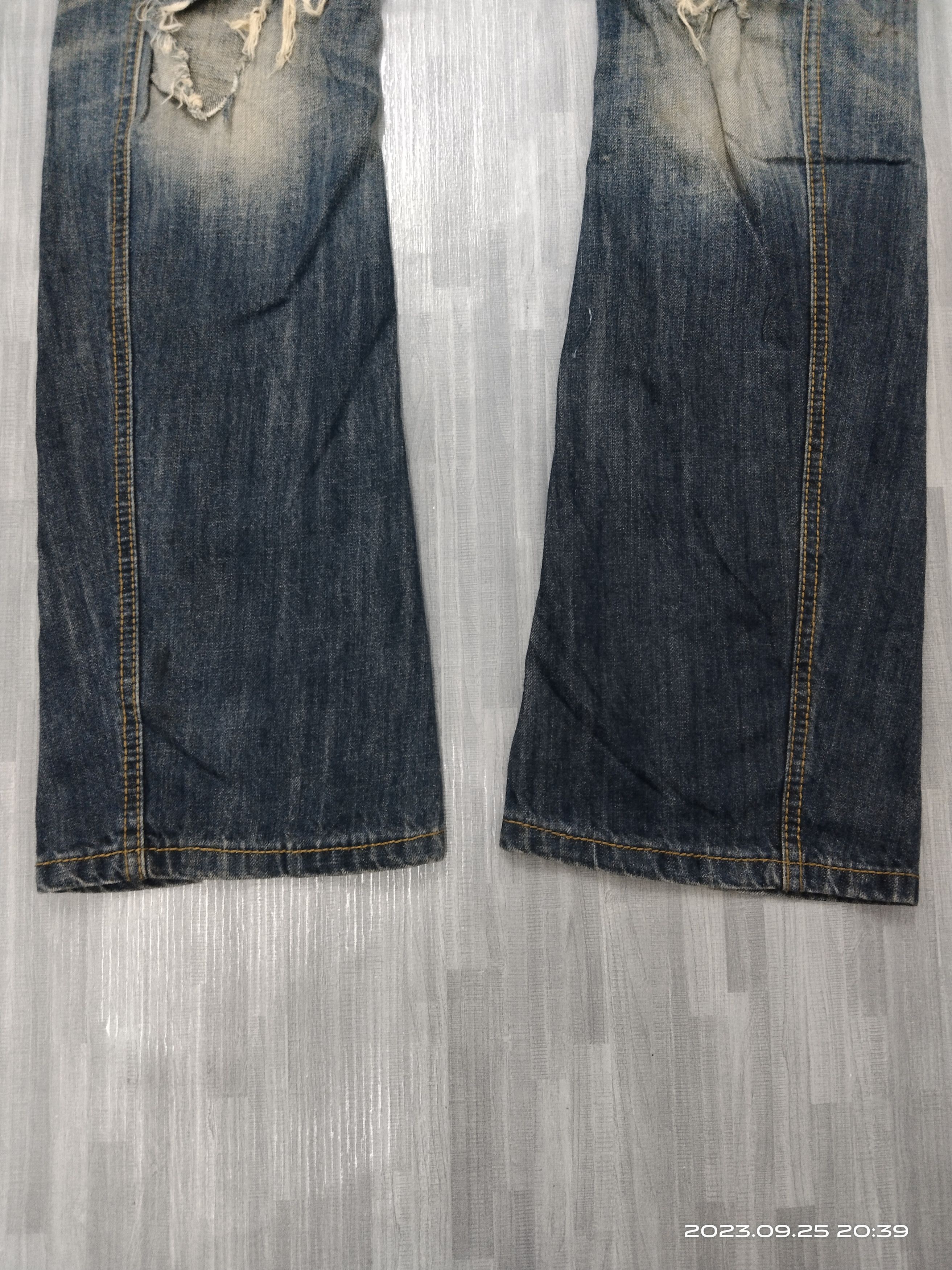 Matsuda FLARE TWIST RIPED NICOLE DENIM PANTS Size US 30 / EU 46 - 8 Thumbnail