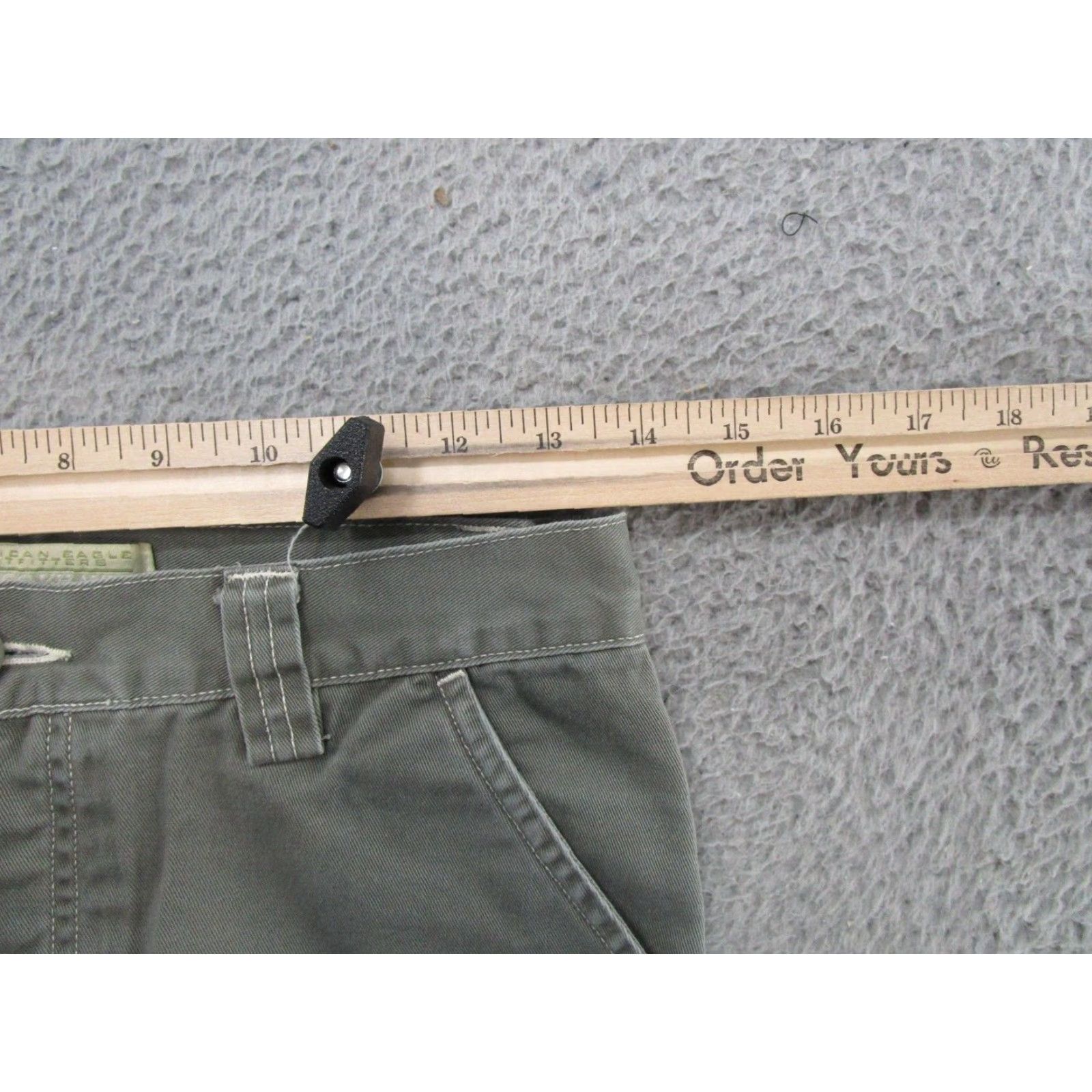 American Eagle Outfitters American Eagle Outfitters Cargo Pants Women's Size 2 Green Cotton Blend Bootcut Pockets Drawstring Button Fly Low-Travel Workwear Casual RegularRise Size 26" / US 2 / IT 38 - 6 Thumbnail