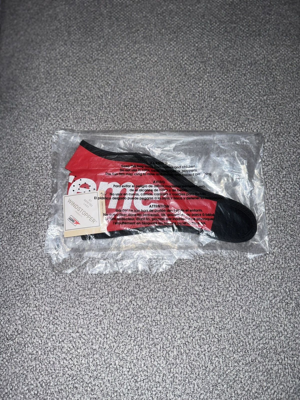 Supreme Supreme WINDSTOPPER FACEMASK Red NWT Size ONE SIZE - 6 Thumbnail
