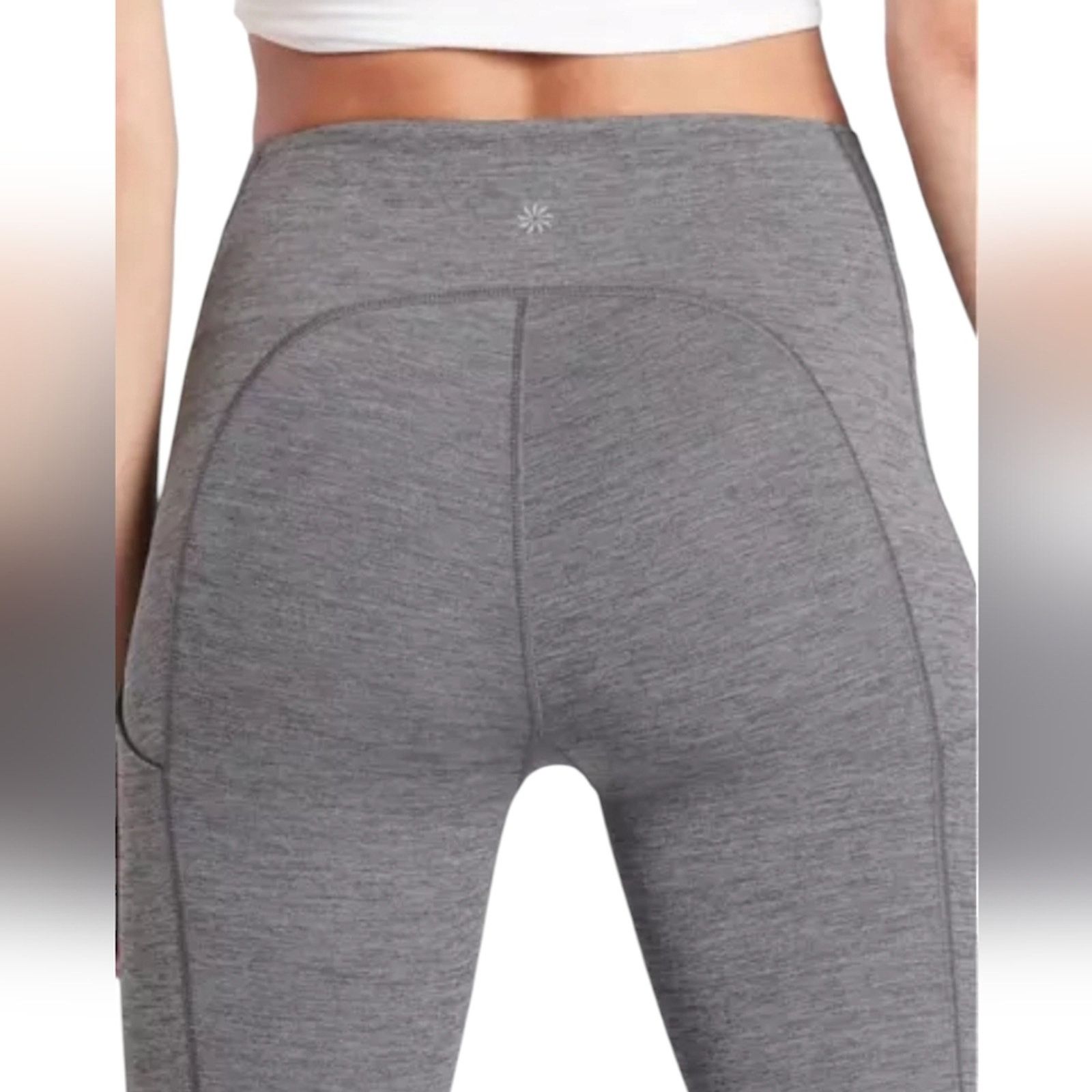 Athleta Athleta Ultimate stash pocket capri Large Size 31" - 2 Thumbnail