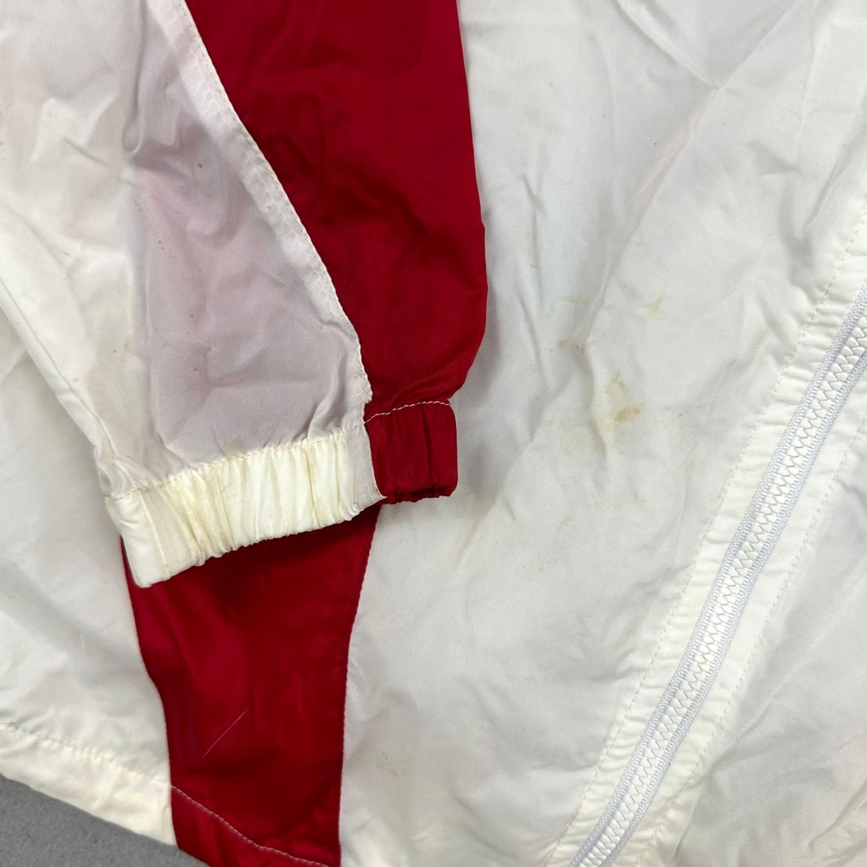 Nike VINTAGE Nike Track Jacket Mens 2XL Red White Full Zip Windbreaker Lightweight 90s Size US XXL / EU 58 / 5 - 5 Thumbnail