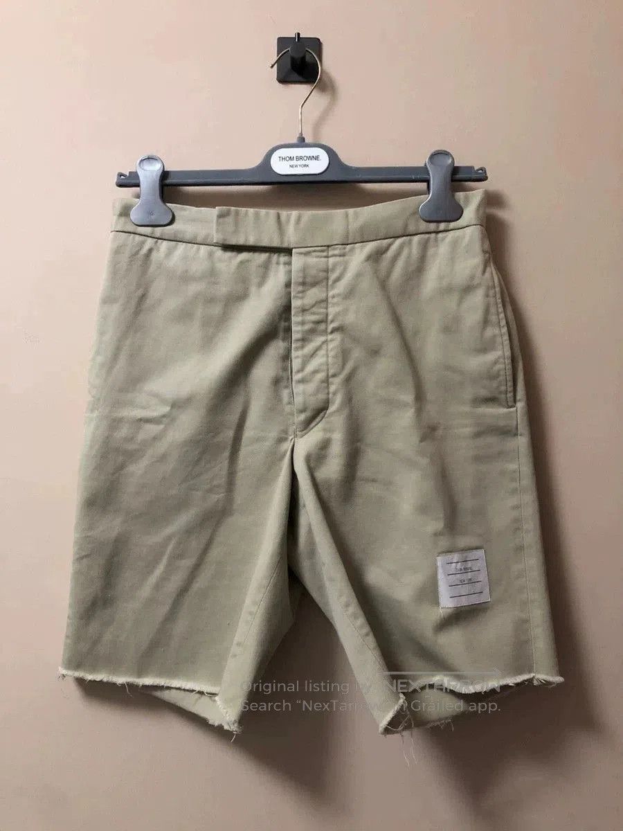 Thom Browne Thom Browne Khaki Men's Shorts. Size US 26 / EU 42 - 1 Thumbnail