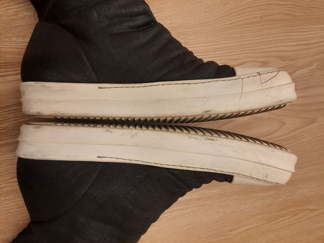 Rick Owens Drkshdw Waxed Sock Sneakers Size US 7 / EU 40 - 6 Thumbnail