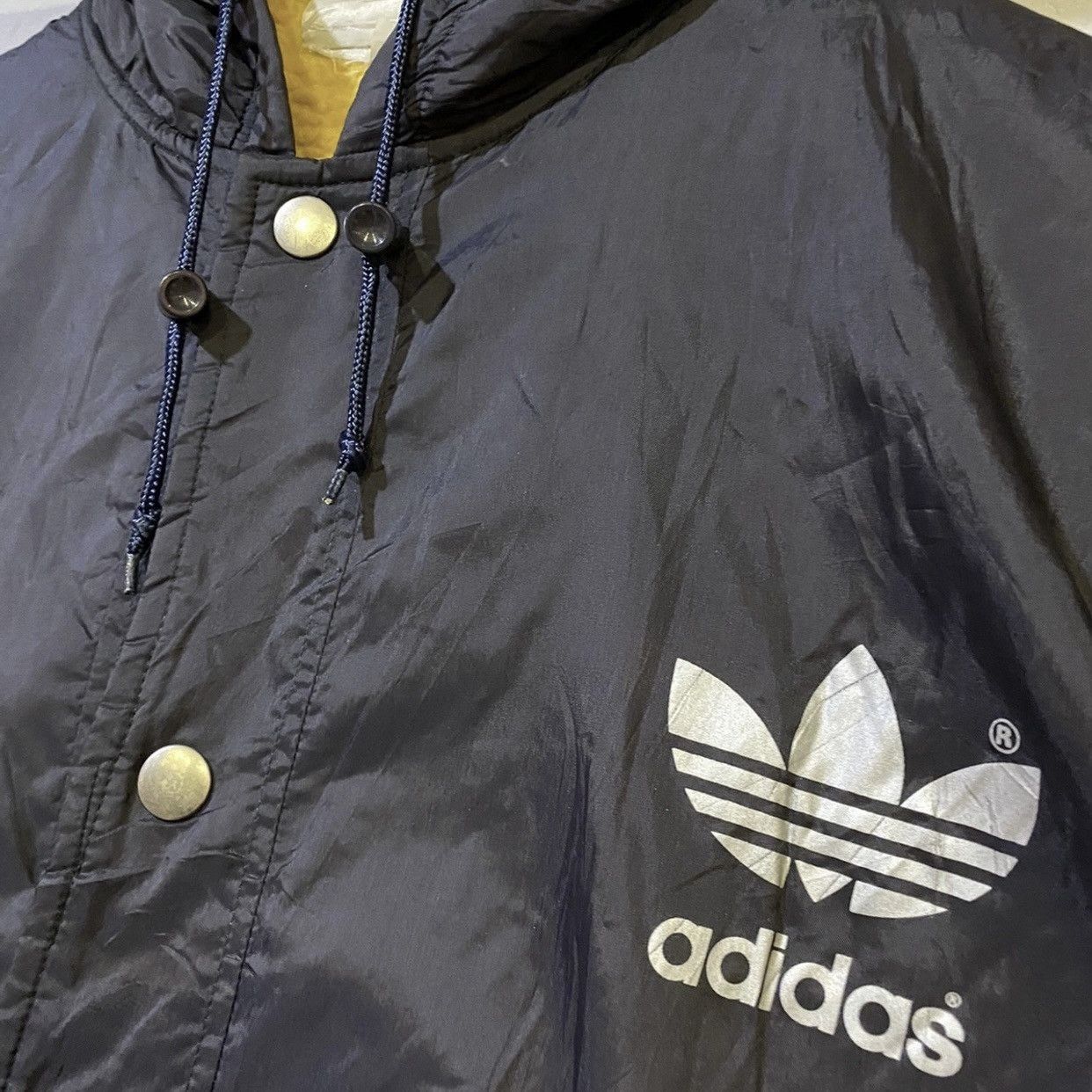 Adidas × Vintage Adidas BIG LOGO Hoodie Windbreaker Heavy Jacket/Raincoat Size US XL / EU 56 / 4 - 4 Thumbnail