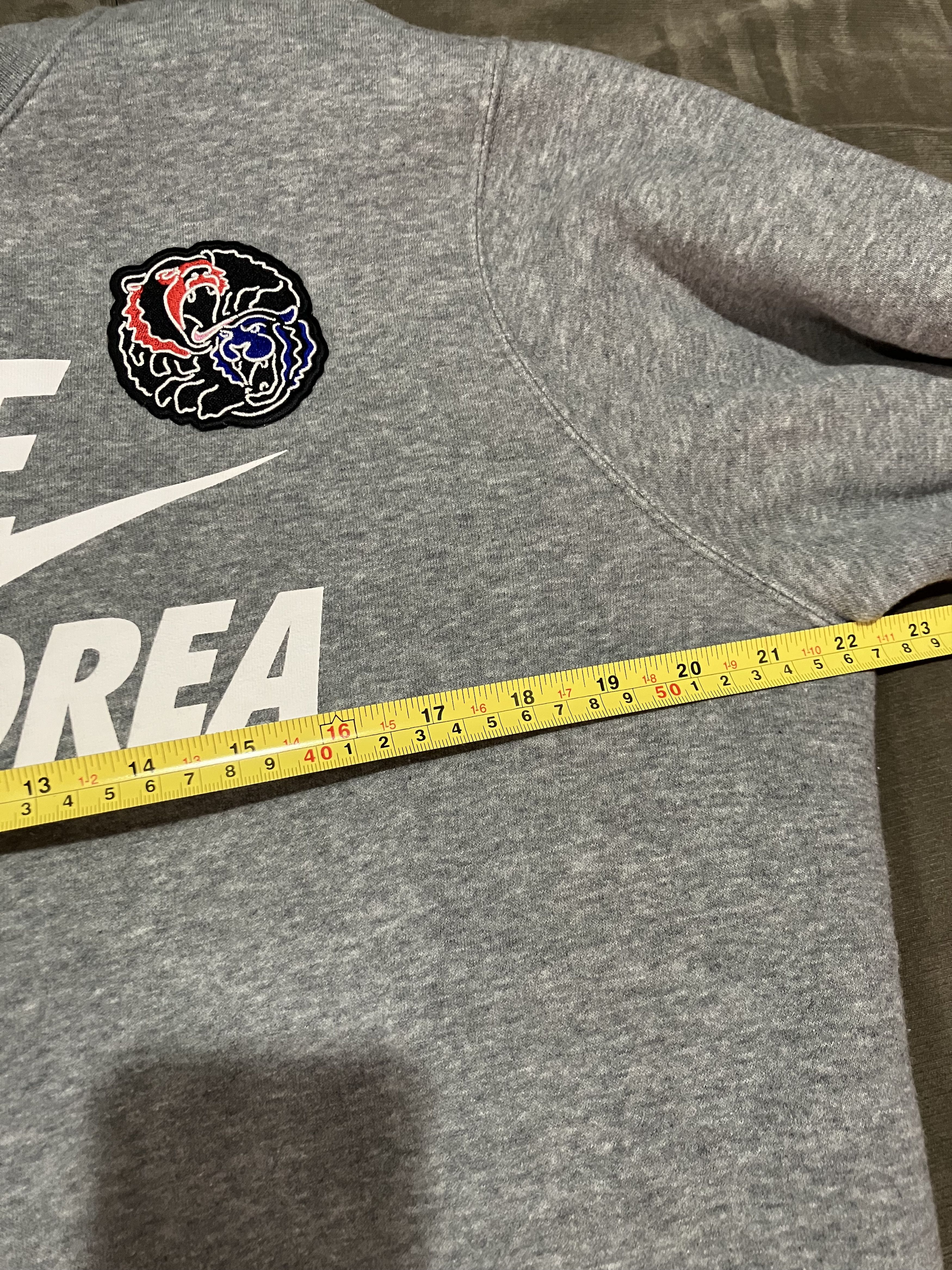 Nike Nike Korea Exclusive Special Patch Crewneck Sweatshirt Size US S / EU 44-46 / 1 - 5 Thumbnail
