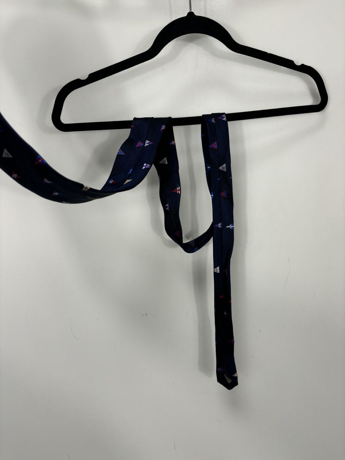 Louis Vuitton Louis Vuitton Cup 2000 Yacht Clubs Flags Luxury Silk Tie Size ONE SIZE - 7 Thumbnail
