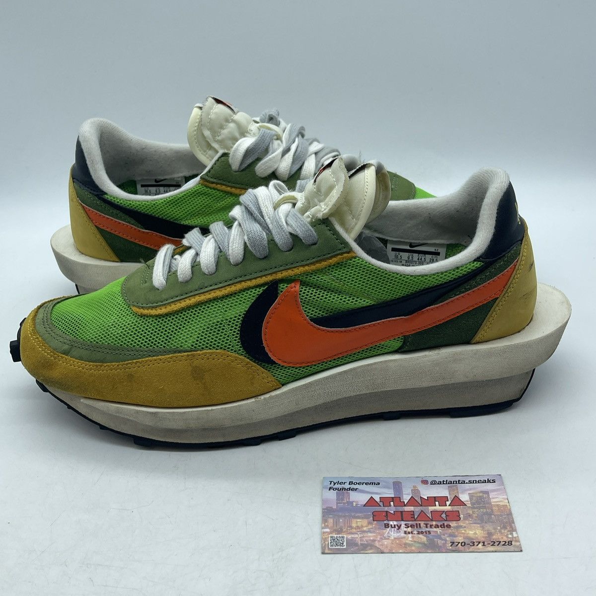 Nike Sacai x ldwaffle green gusto Size US 10.5 / EU 43-44 - 1 Thumbnail