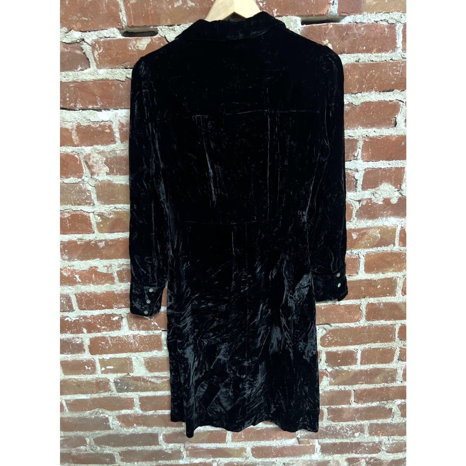 Laura Ashley VINTAGE Laura Ashley Womens Black Silk Dress Size 4 Midi Dress Shirt Dress 41in Womens Black Silk Dress Size S / US 4 / IT 40 - 2 Thumbnail