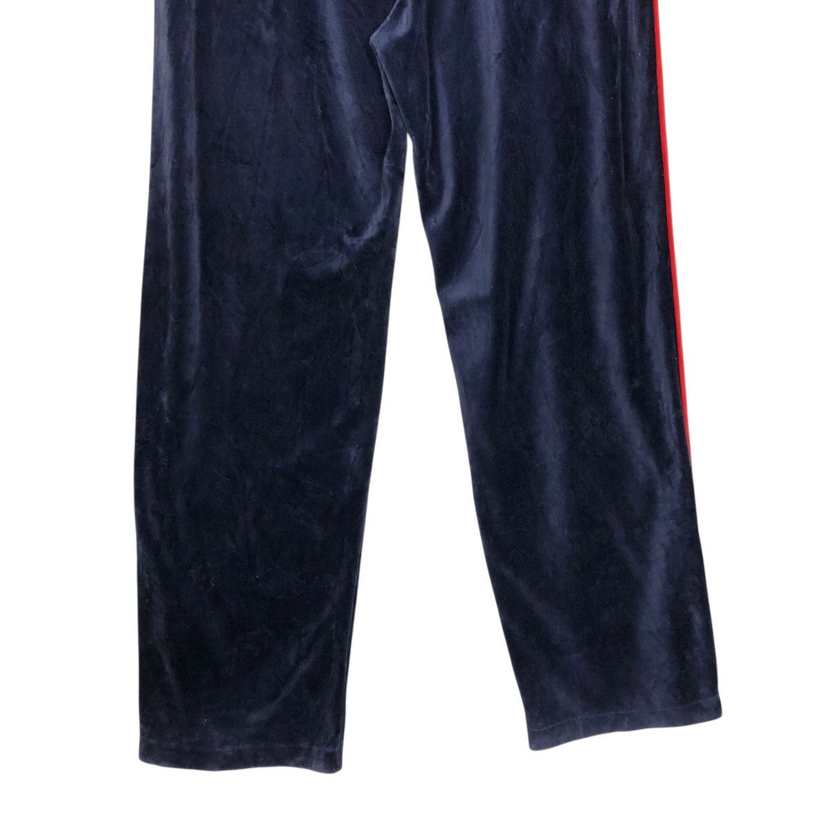 Levi's Levi’s Velour Track Pant — Navy Plush w/ Red Side Line Size US 30 / EU 46 - 12 Thumbnail