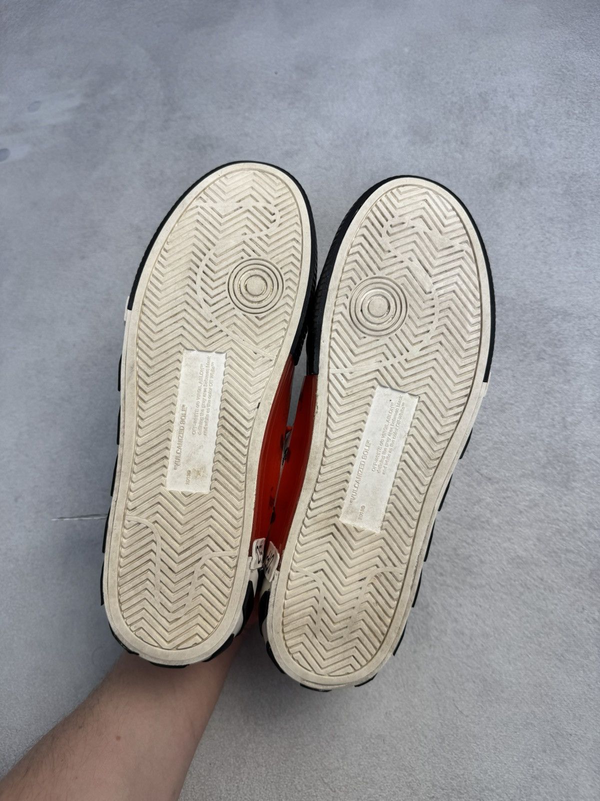 Off-White Off-White Low Vulcanized Canvas Sneakers size43 Size US 9.5 / EU 42-43 - 12 Thumbnail