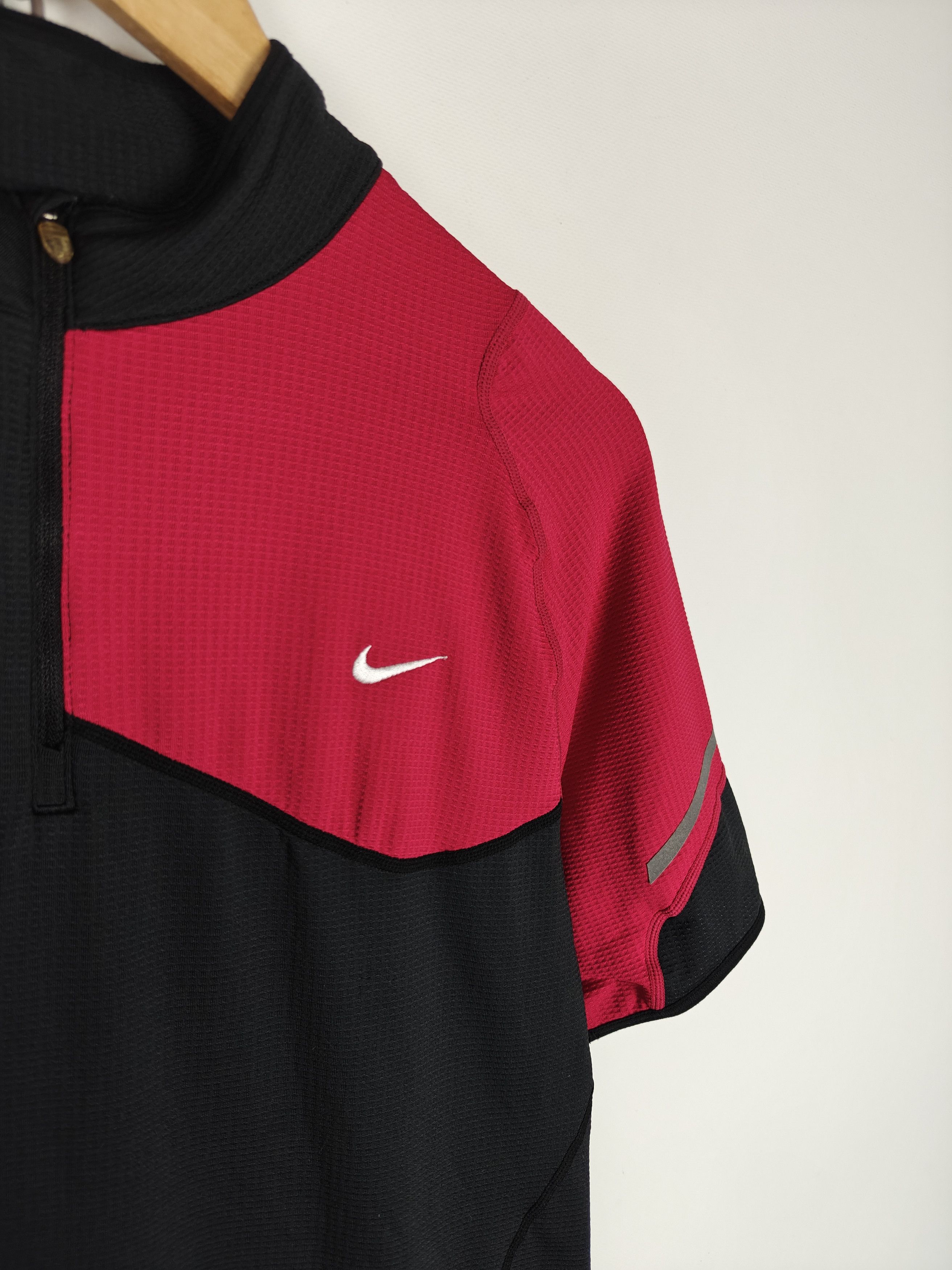 Nike Nike Dry Fit Training Jersey Black/Red size L Size US L / EU 52-54 / 3 - 4 Thumbnail