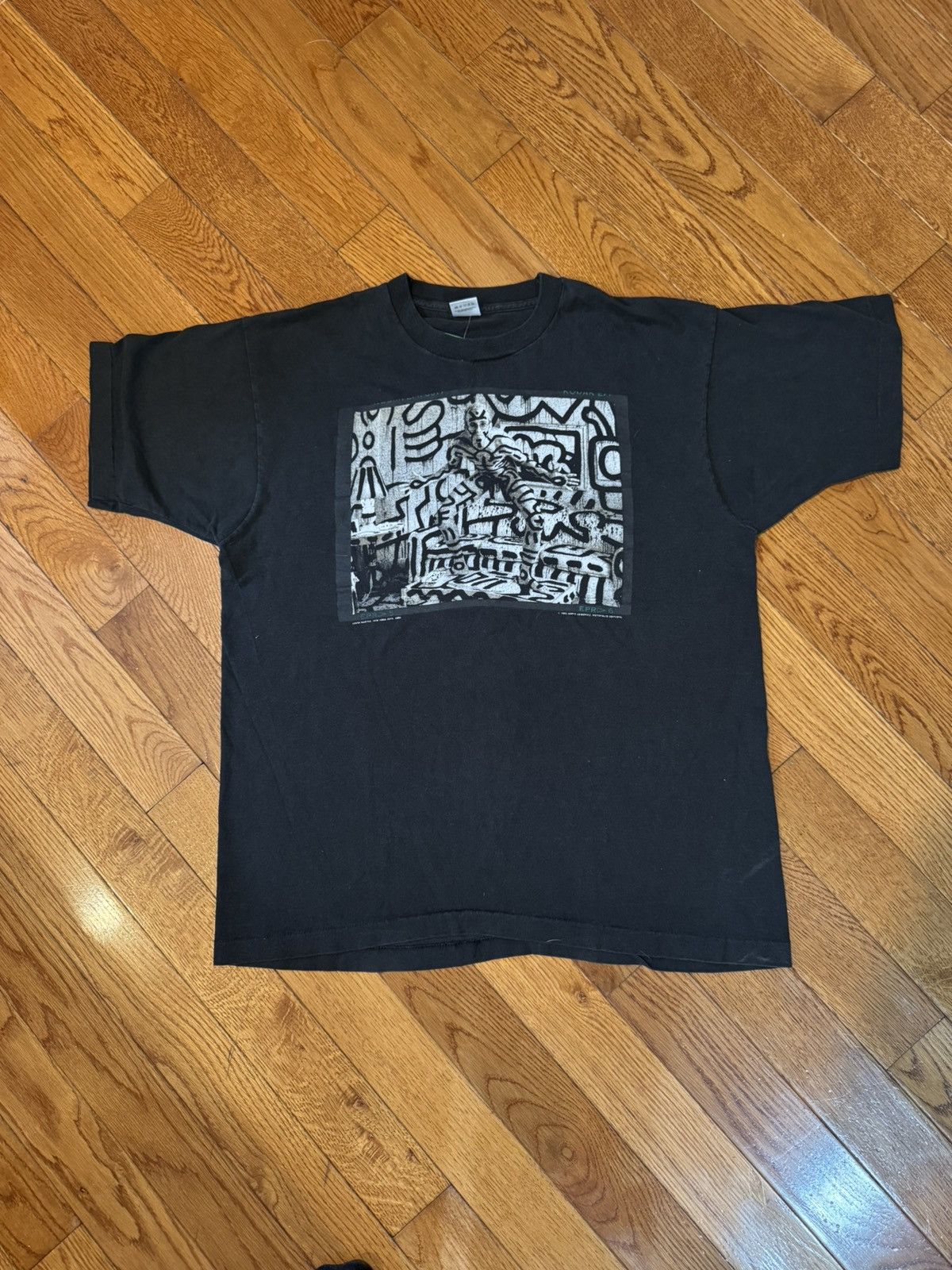 Keith Haring Vintage 1992 Keith Haring x Annie Leibovitz Portrait Tee Size US XL / EU 56 / 4 - 1 Thumbnail