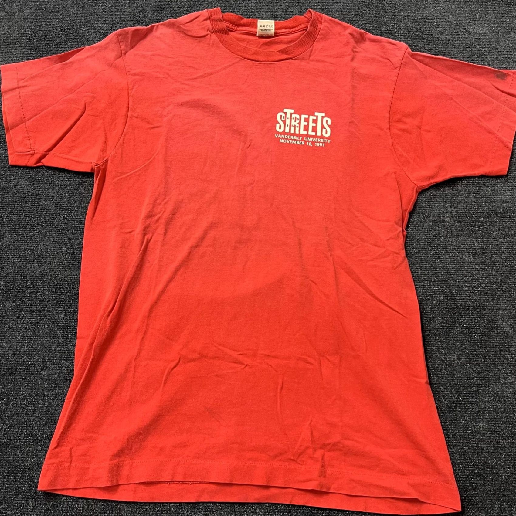 Fruit Of The Loom VINTAGE Fruit of the Loom Shirt Mens XL Red Vanderbilt 1991 Into The Streets Tee Size US XL / EU 56 / 4 - 2 Thumbnail