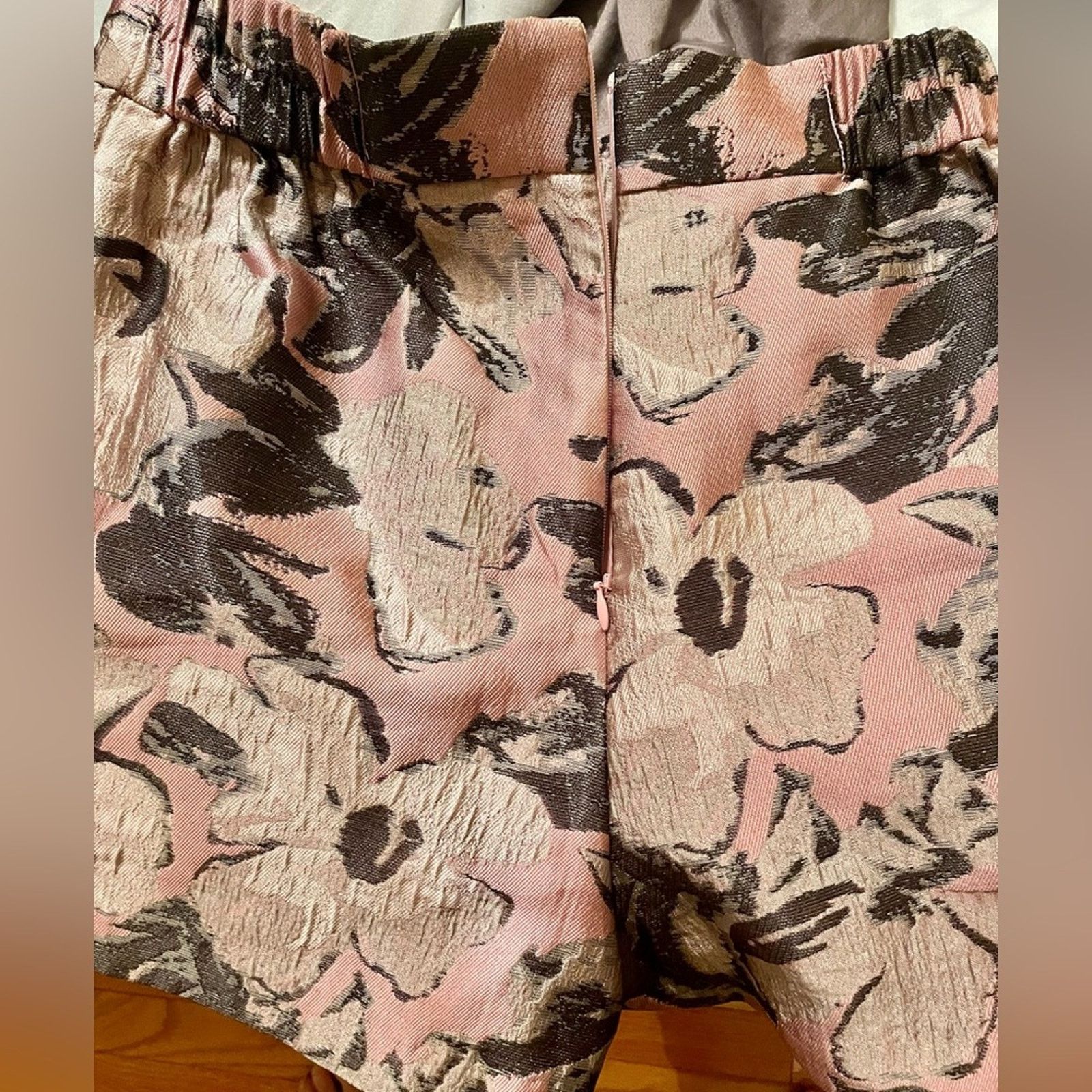 Hutch Hutch Pink and Brown Floral High Waist Shorts Size 27" / US 4 / IT 40 - 2 Thumbnail