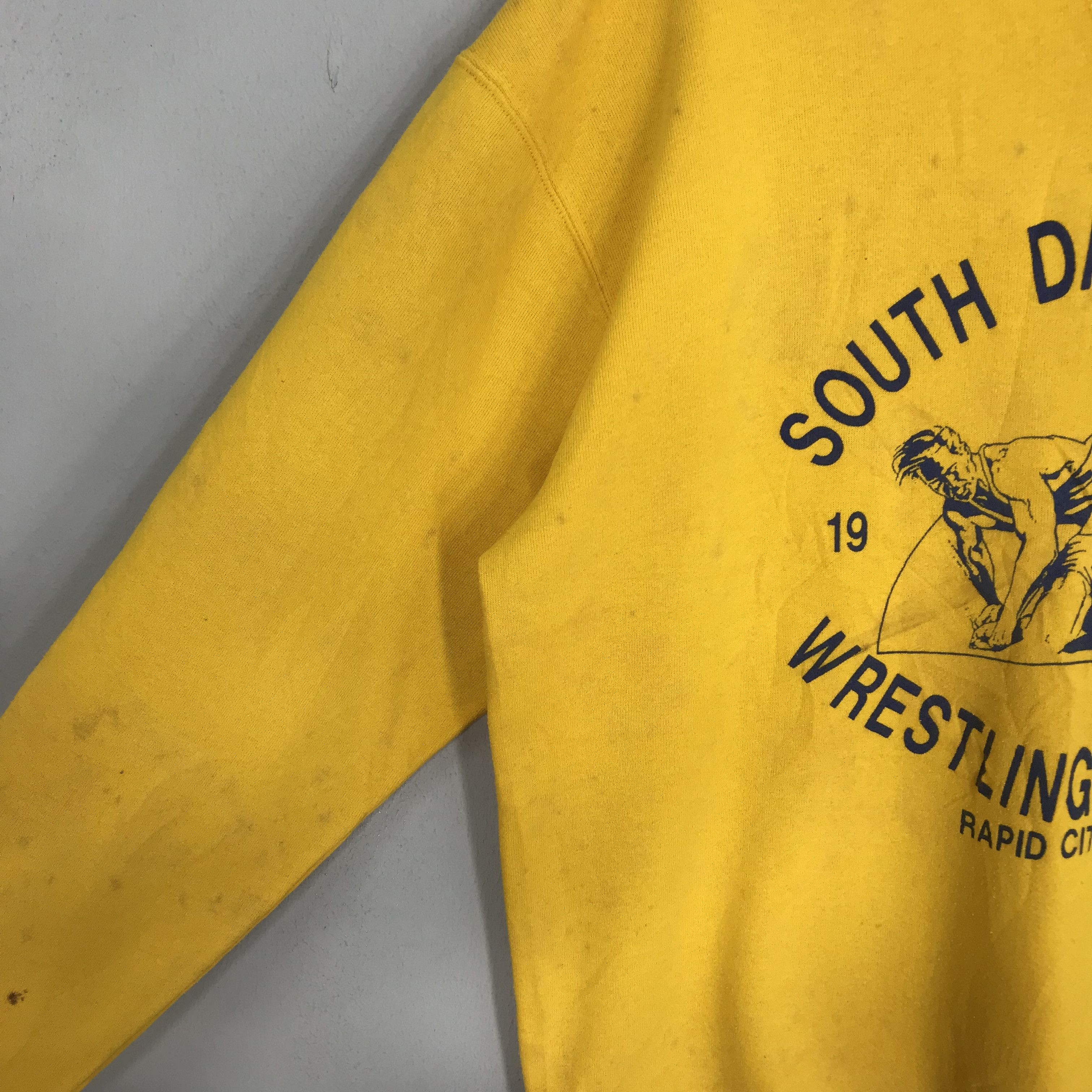 Vintage Vintage 90's Distressed South Dakota State Yellow - 317 Size US L / EU 52-54 / 3 - 5 Thumbnail