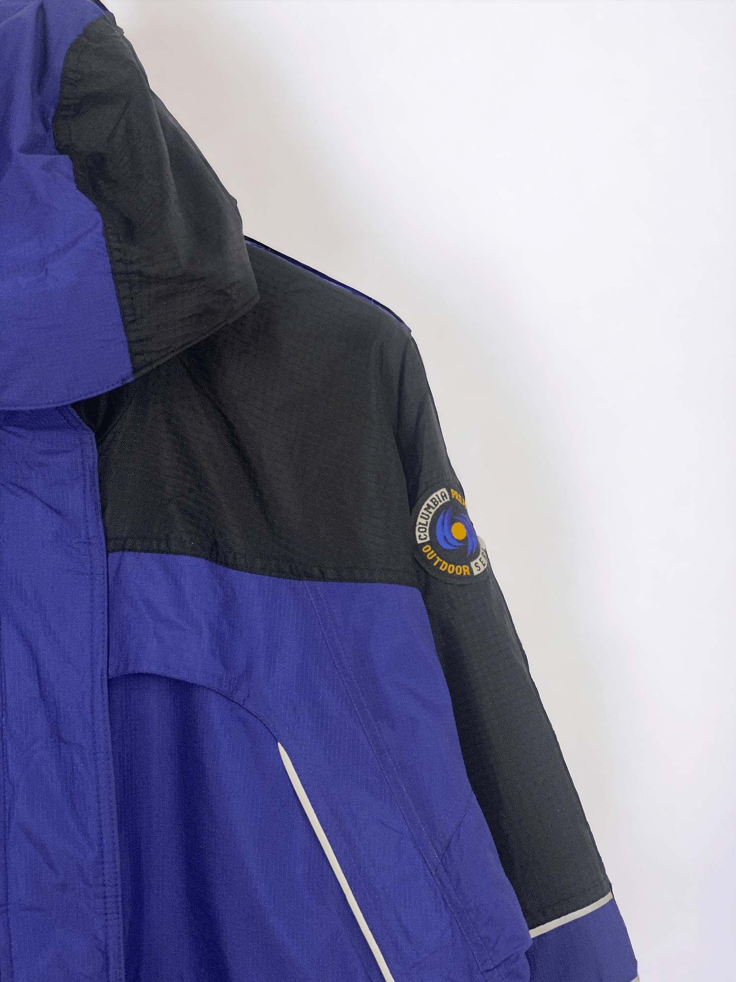 Columbia Vintage Columbia Premium Outdoor Hoodie Long Jacket AH0076 Size US M / EU 48-50 / 2 - 8 Thumbnail