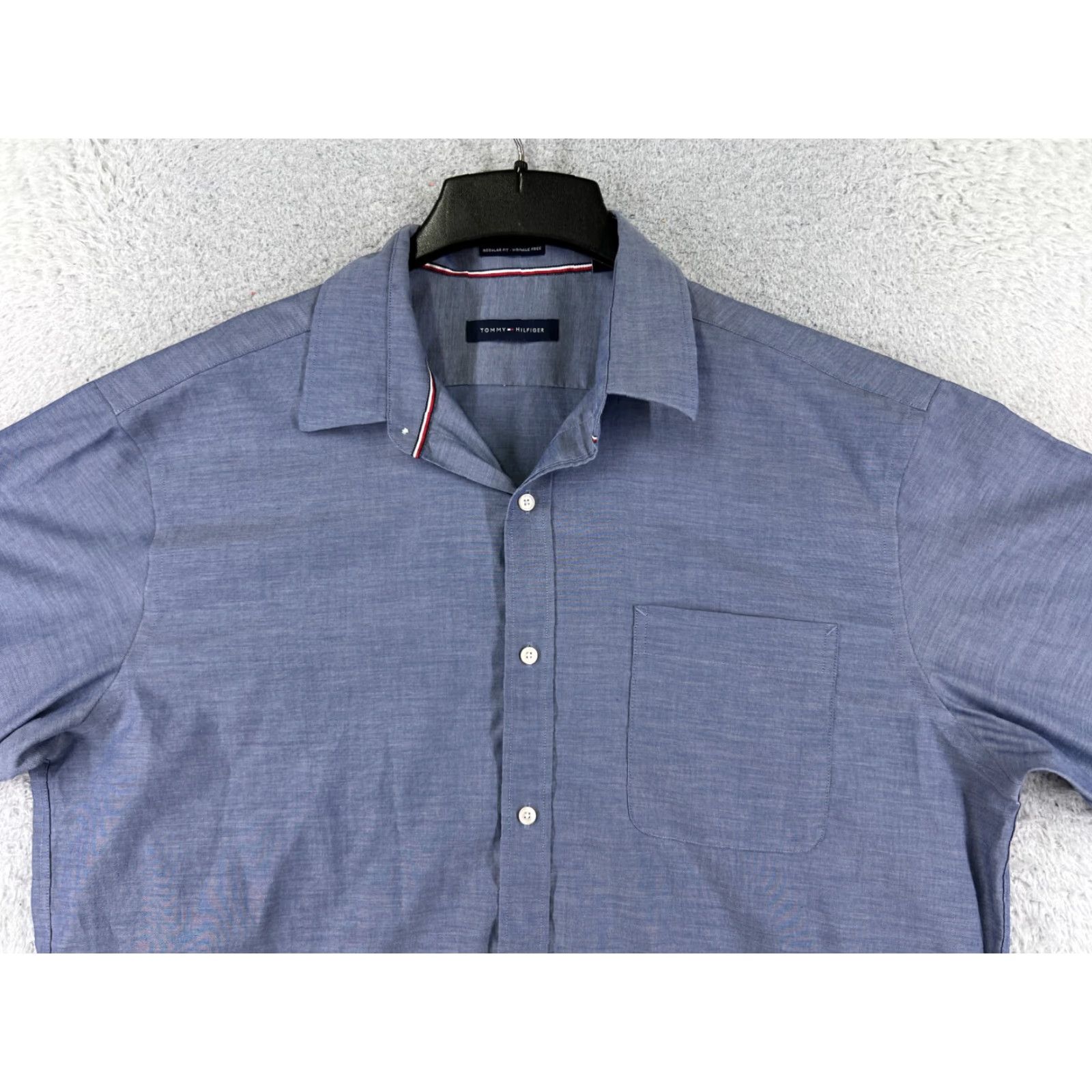 Tommy Hilfiger Tommy Hilfiger Shirt Men 17 Blue Wrinkle Free 34-35 Button Up Regular Fit Pocket Size US XL / EU 56 / 4 - 4 Thumbnail