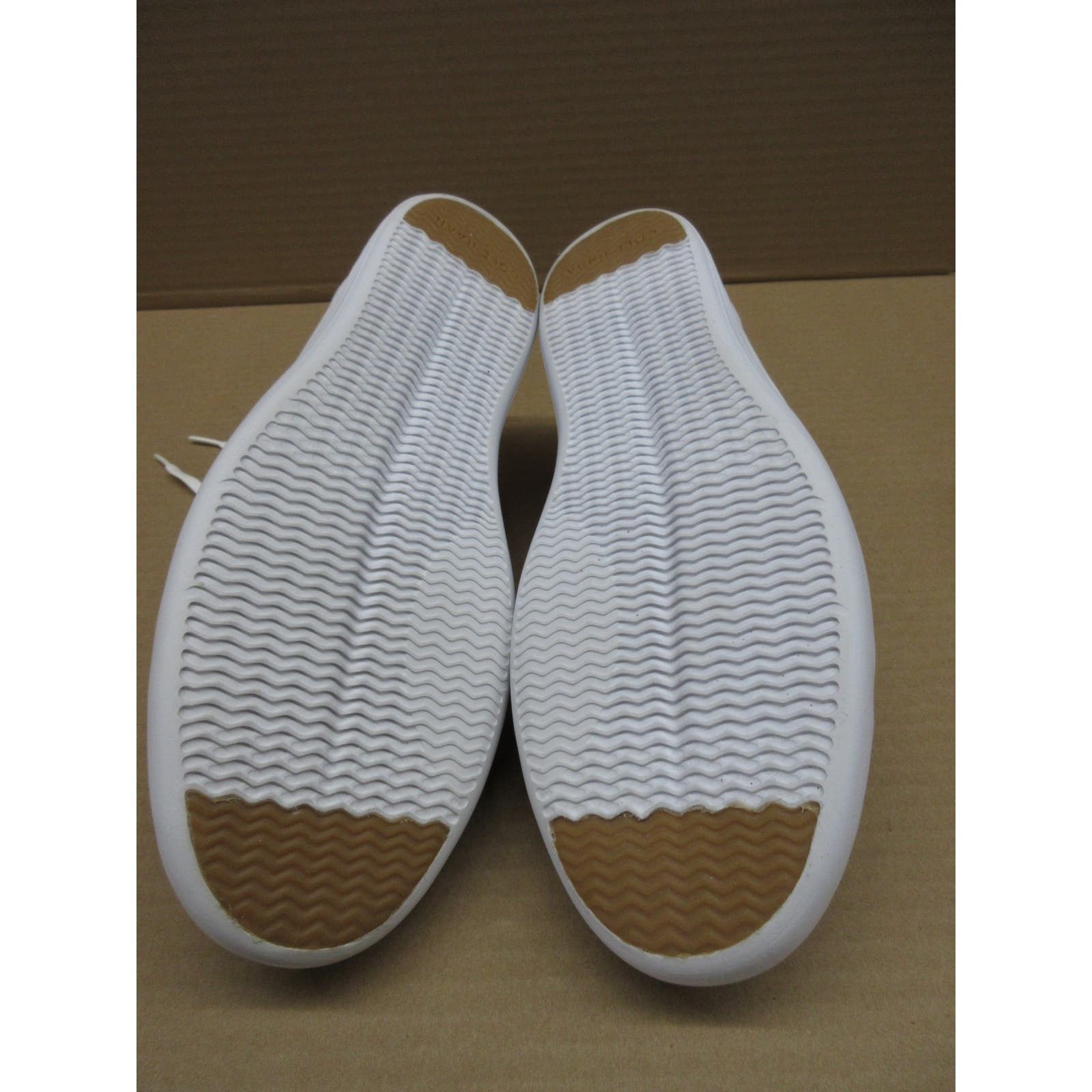 Cole Haan like new Cole Haan mens Sneaker, Optical White, 10.5 US Size US 10.5 / EU 43-44 - 3 Thumbnail