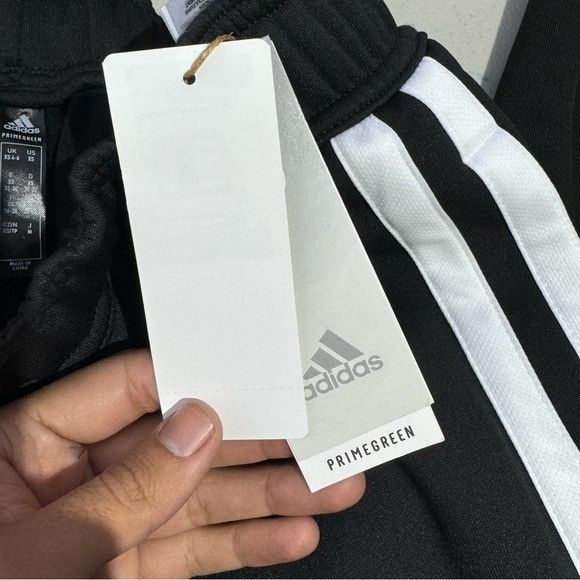 Adidas NWT ADIDAS WOMEN’S F21 BASKETBALL JOGGER PANTS BLACK/WHITE Size US 26 / EU 42 - 4 Thumbnail