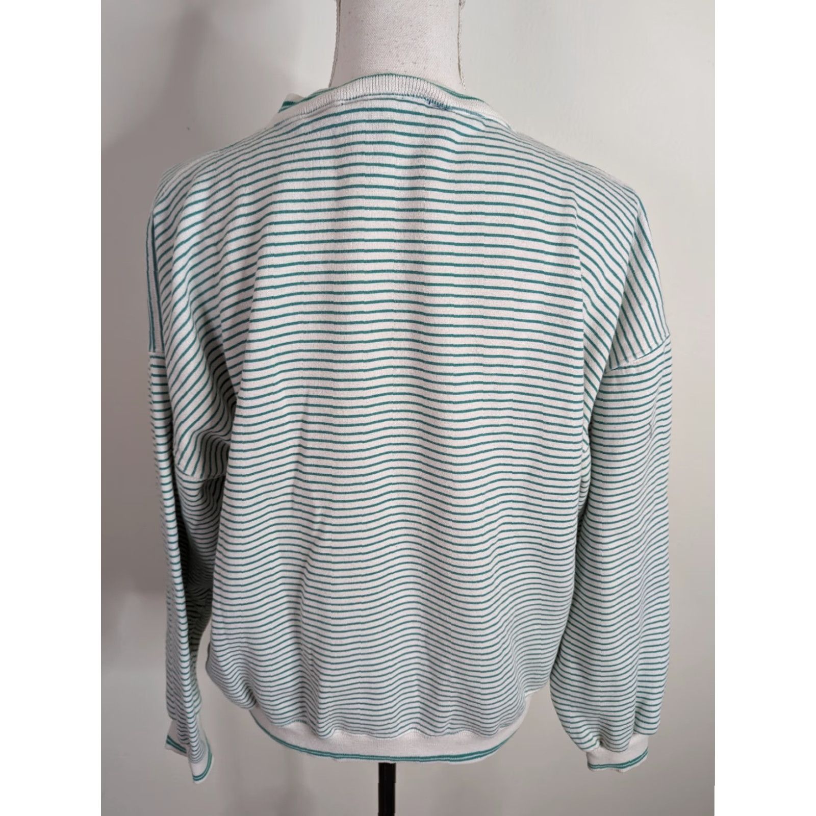Vintage VINTAGE 90s Sweatshirt Jumper Colour Block Stripe Pullover Women M Grey White Crew Neck Sports Shirt/ sweater Size M / US 6-8 / IT 42-44 - 3 Thumbnail
