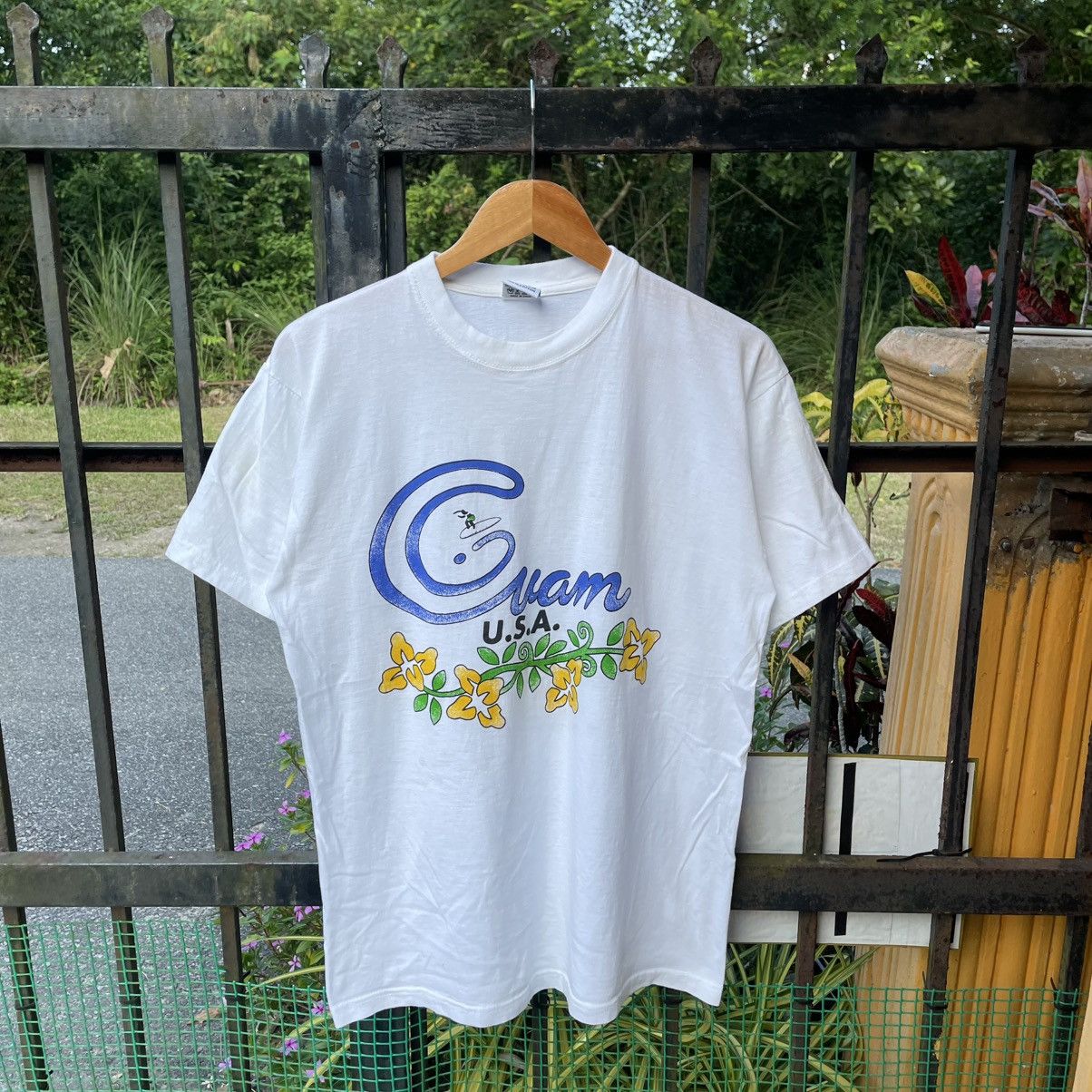 Other 🔥Vintage 90s GUAM USA Big Surf Logo Surf Skate Tee Size US L / EU 52-54 / 3 - 1 Thumbnail