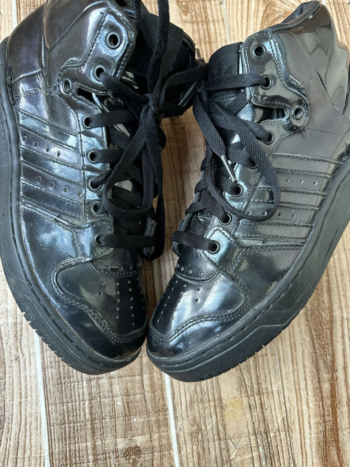 Adidas × Jeremy Scott Ss13 Adidas Jeremy Scott JS Wings 2.0 Patent Black Size US 6.5 / EU 39-40 - 8 Thumbnail