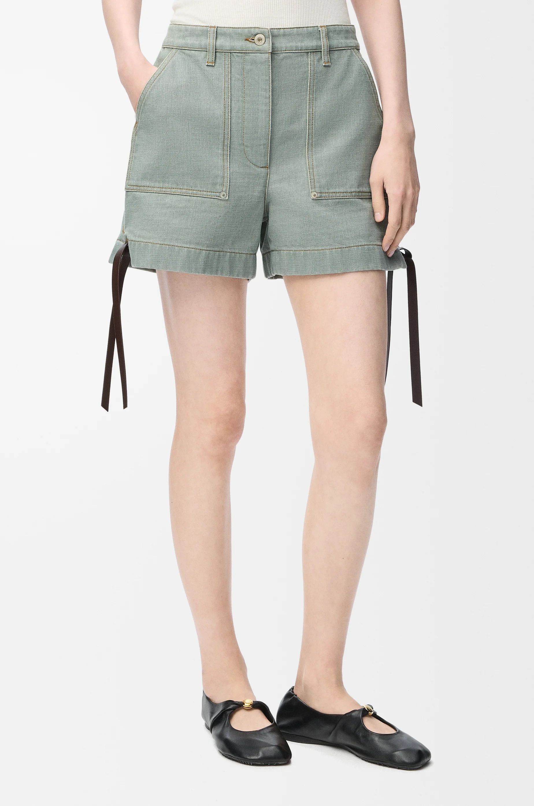 Loewe o1in1g0426 Workwear Shorts in Denim in Khaki Green Size 27" / US 4 / IT 40 - 3 Thumbnail