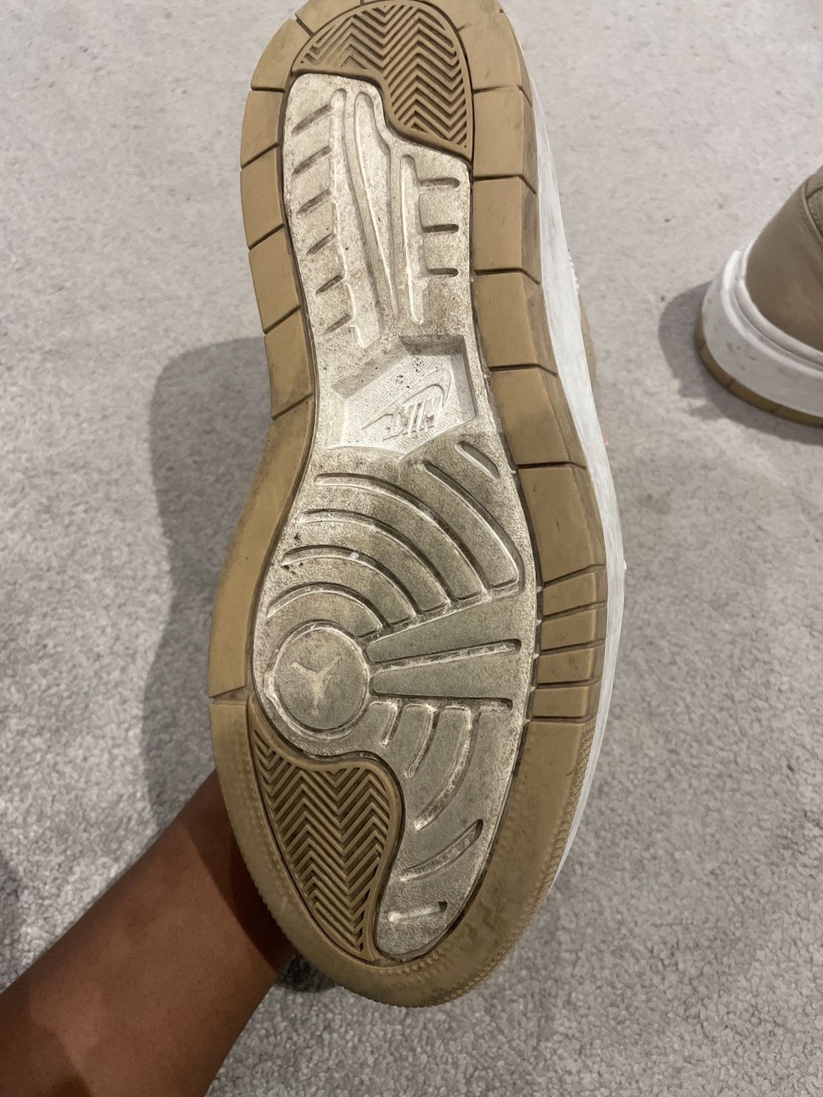 Nike Jordan 1 Elevate High Beige Size US 9.5 / IT 39.5 - 2 Thumbnail