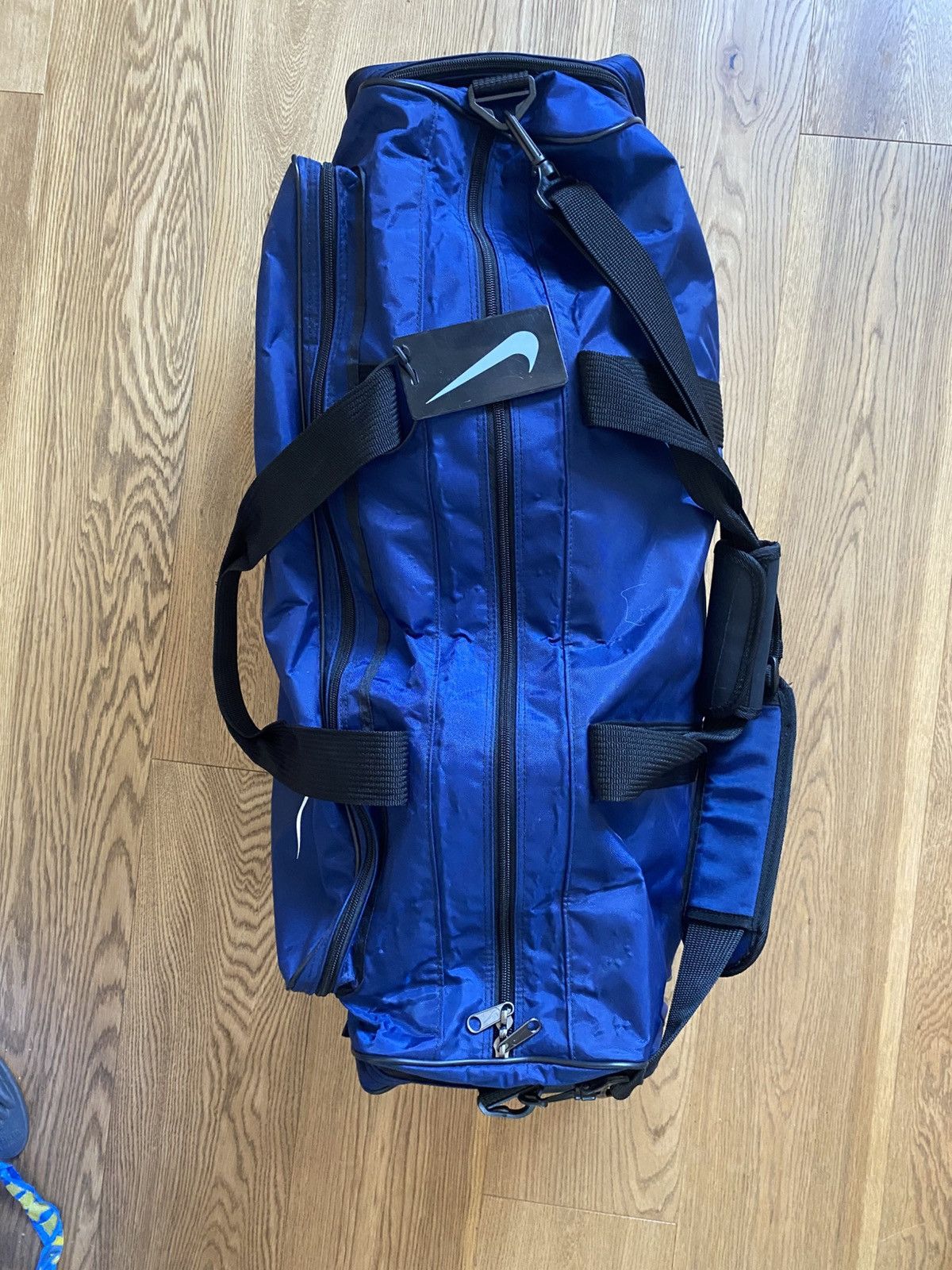 Nike NIKE Vintage Sampras Duffel/ Sports/ Tennis bag Size ONE SIZE - 2 Thumbnail