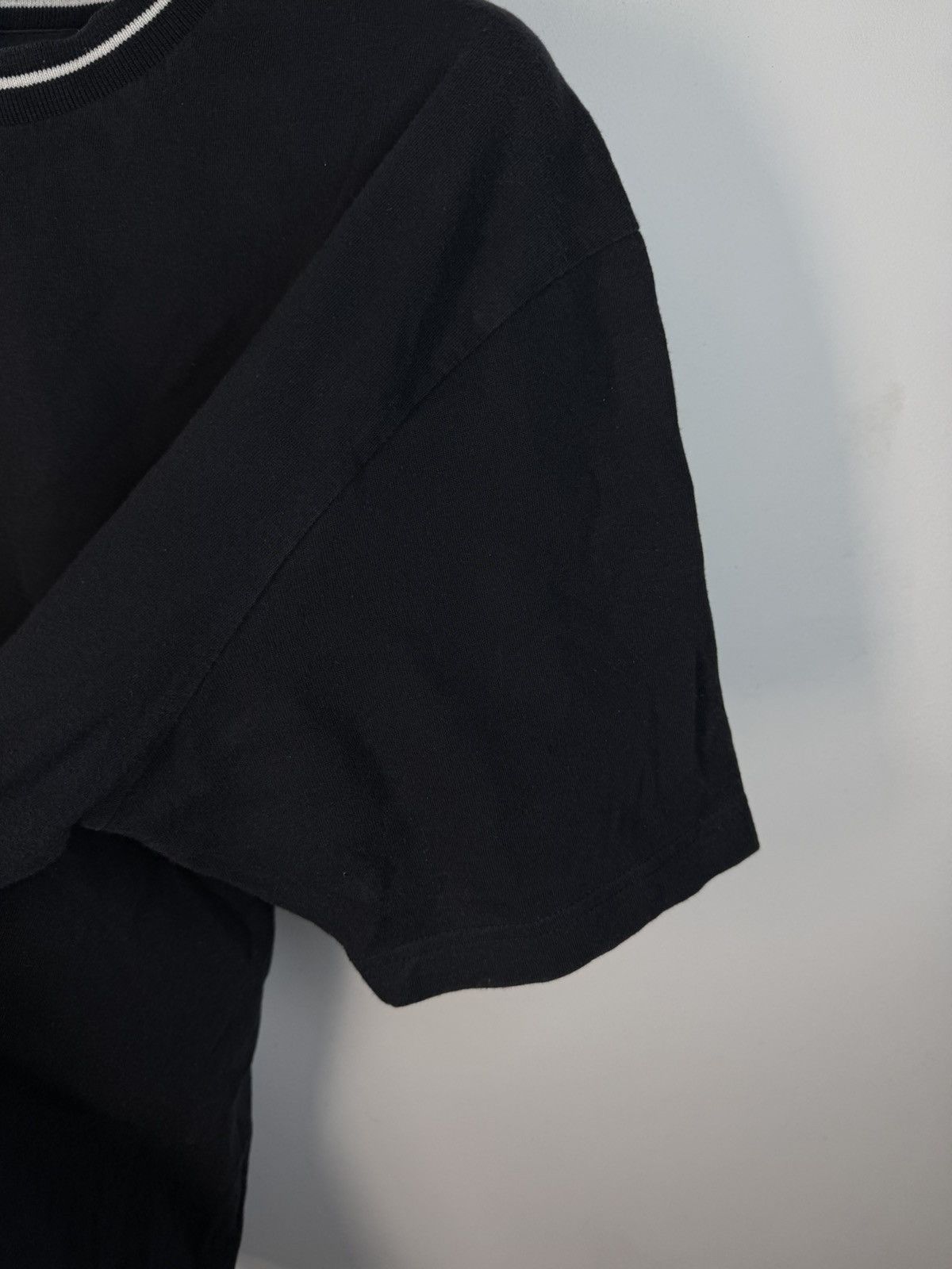 Yves Saint Laurent Black 90s YSL T-shirt Logo Vintage Yves Saint Laurent Size US L / EU 52-54 / 3 - 6 Thumbnail