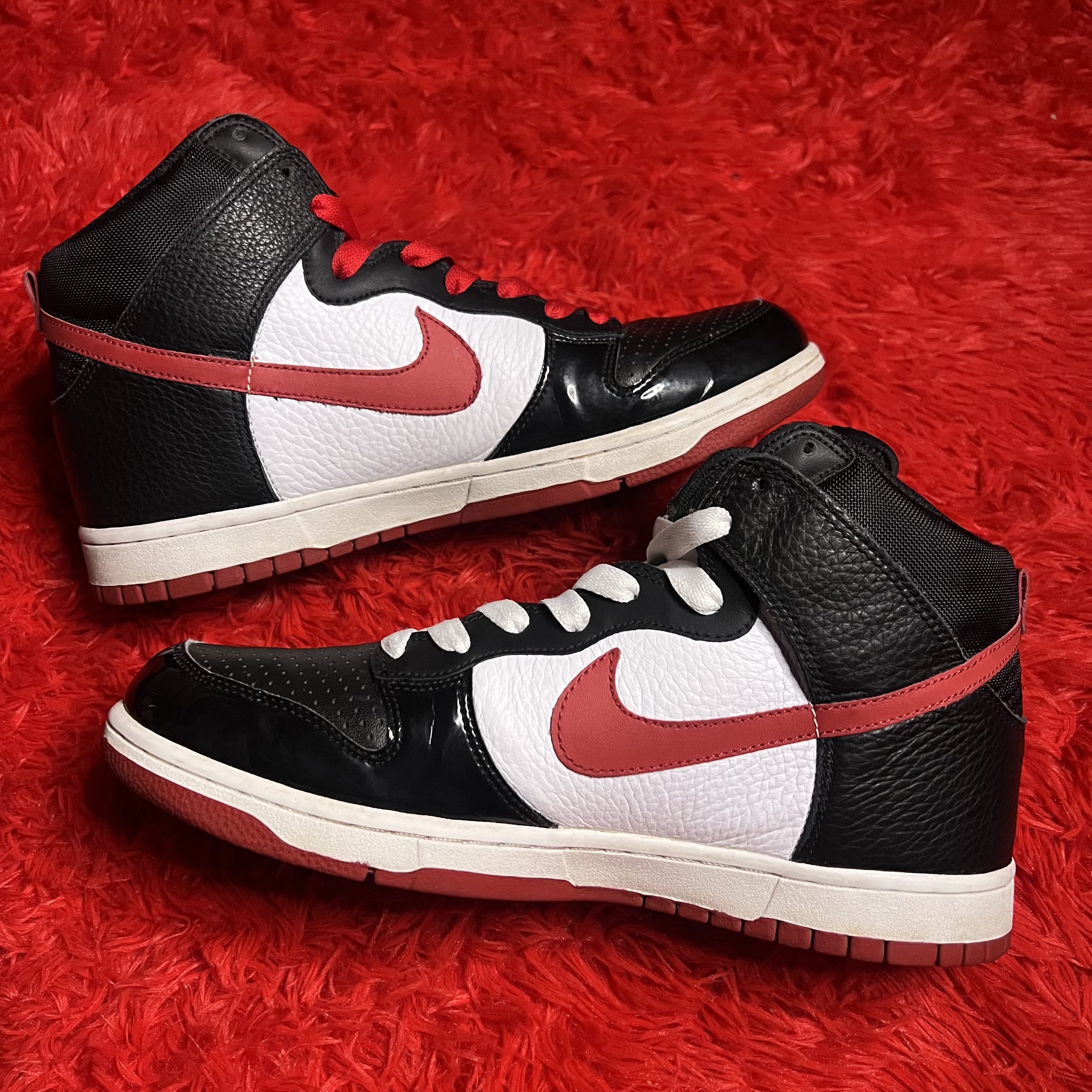 Nike Nike Dunk High Black White Red (2008) Size US 10 / EU 43 - 5 Thumbnail